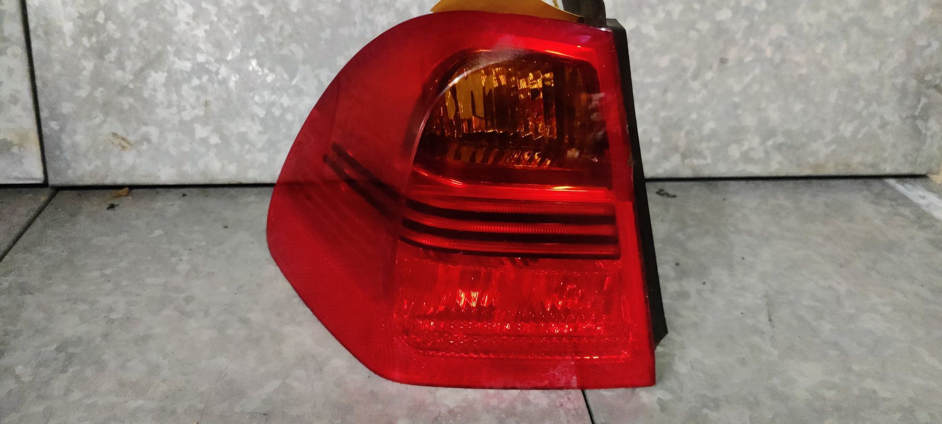 BMW linker achterlicht bij stegemancarparts.nl