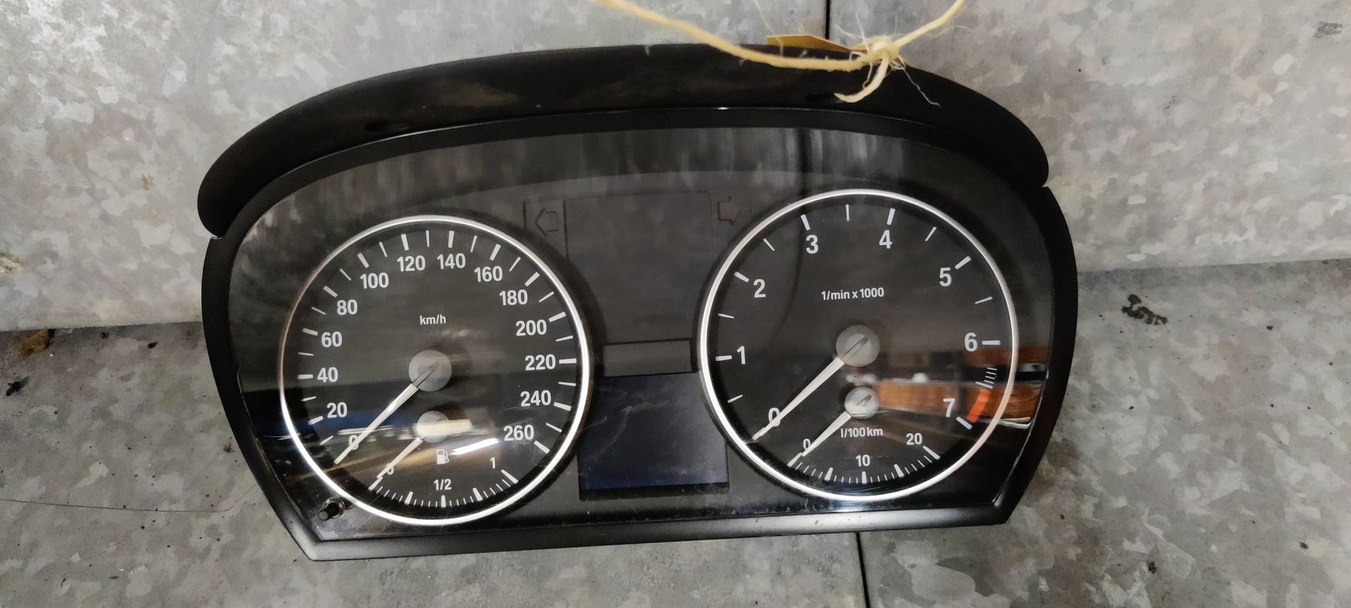 BMW dashboard bijstegemancarparts.nl