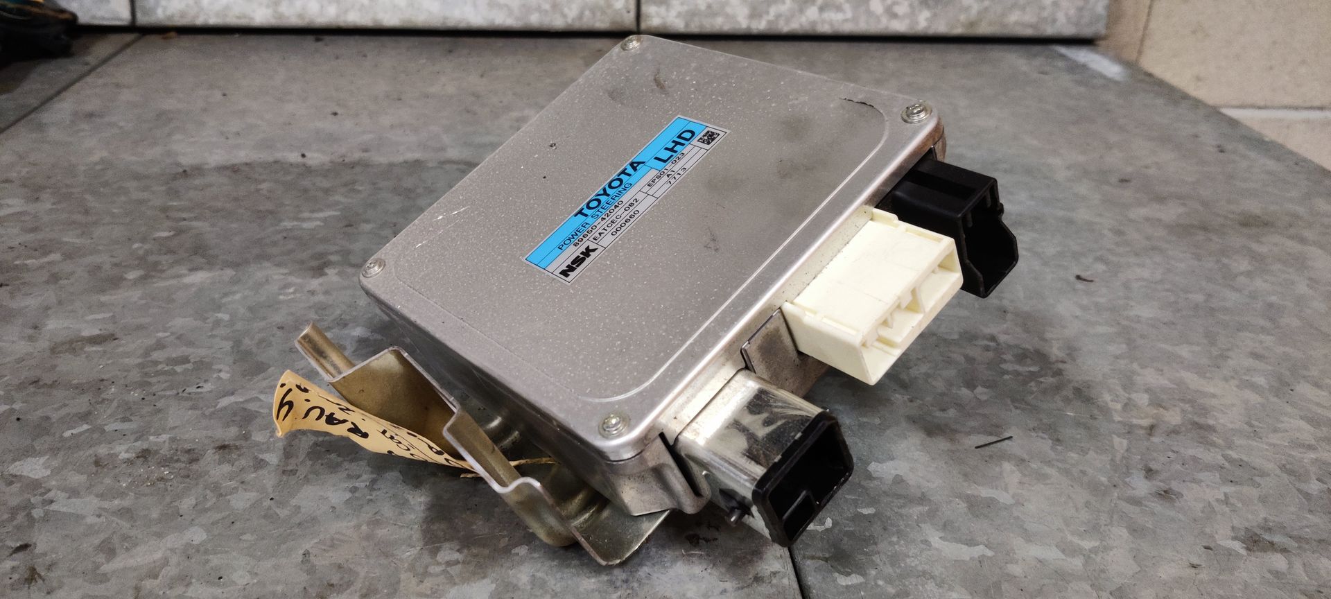 Rav4 stuurcomputer 89650-42040