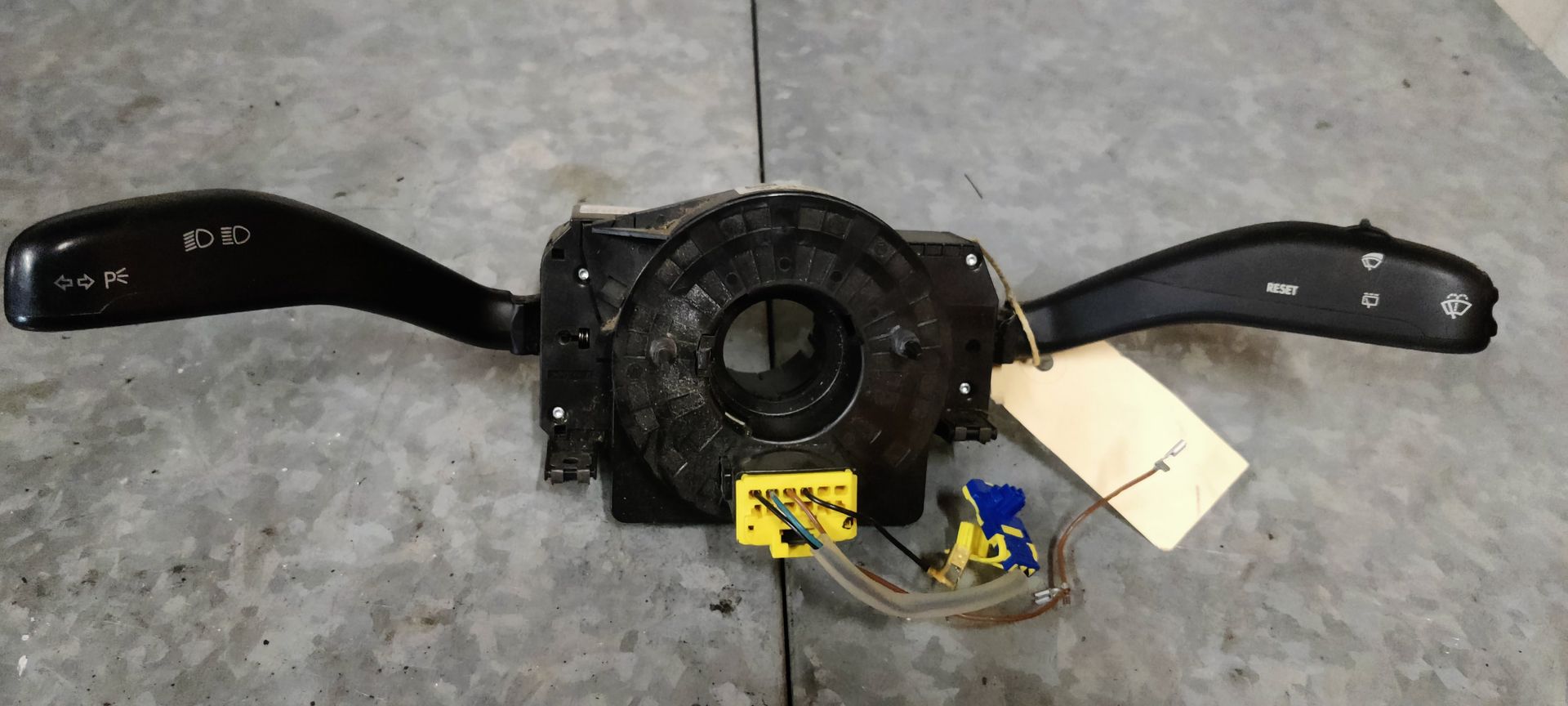 VW Polo gebruikte stuurkolomschakelaar.