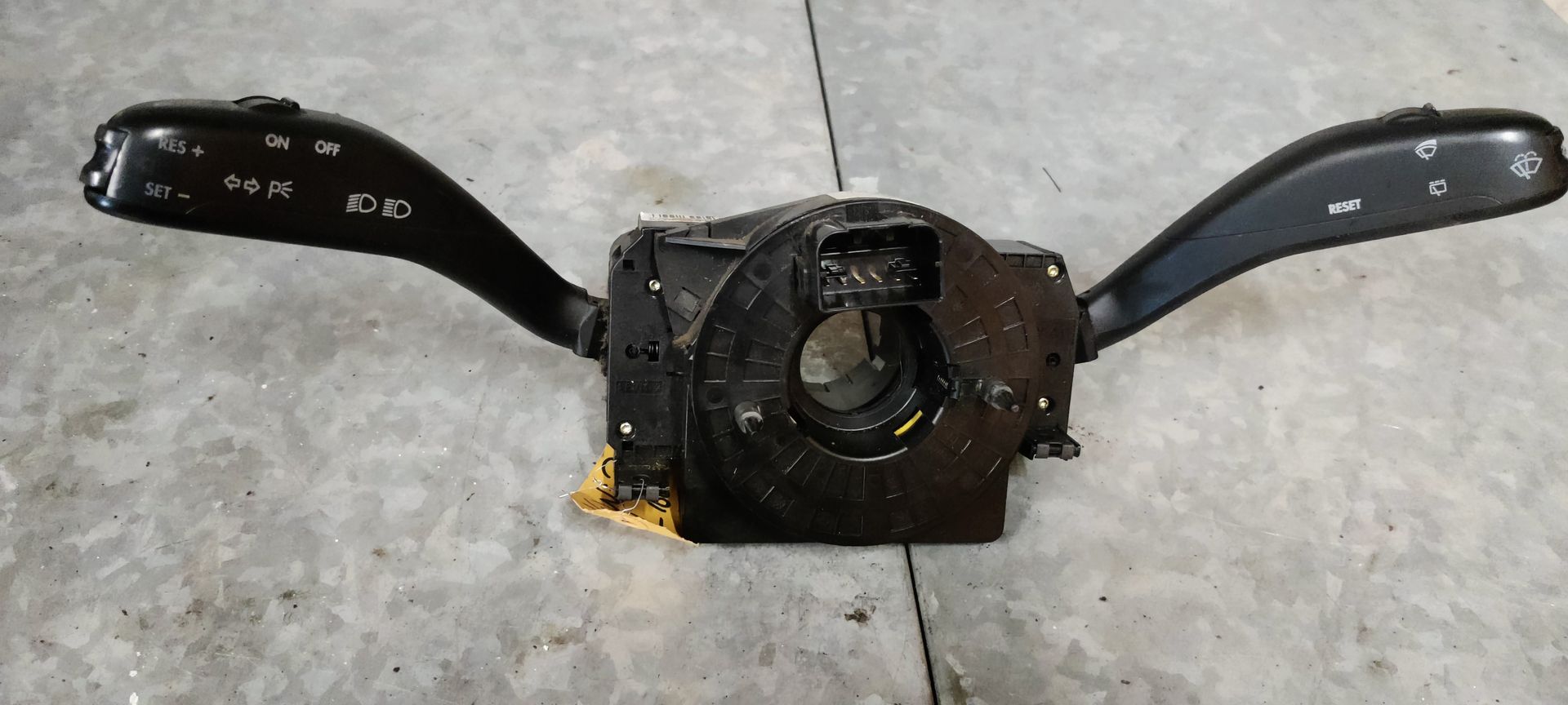 VW Polo gebruikte stuurkolomschakelaar.