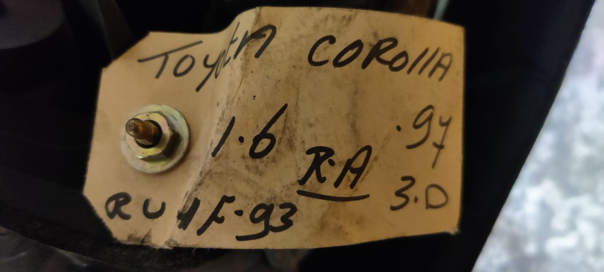 Oude Corolla achterlichten bij Stegeman Autosloperij