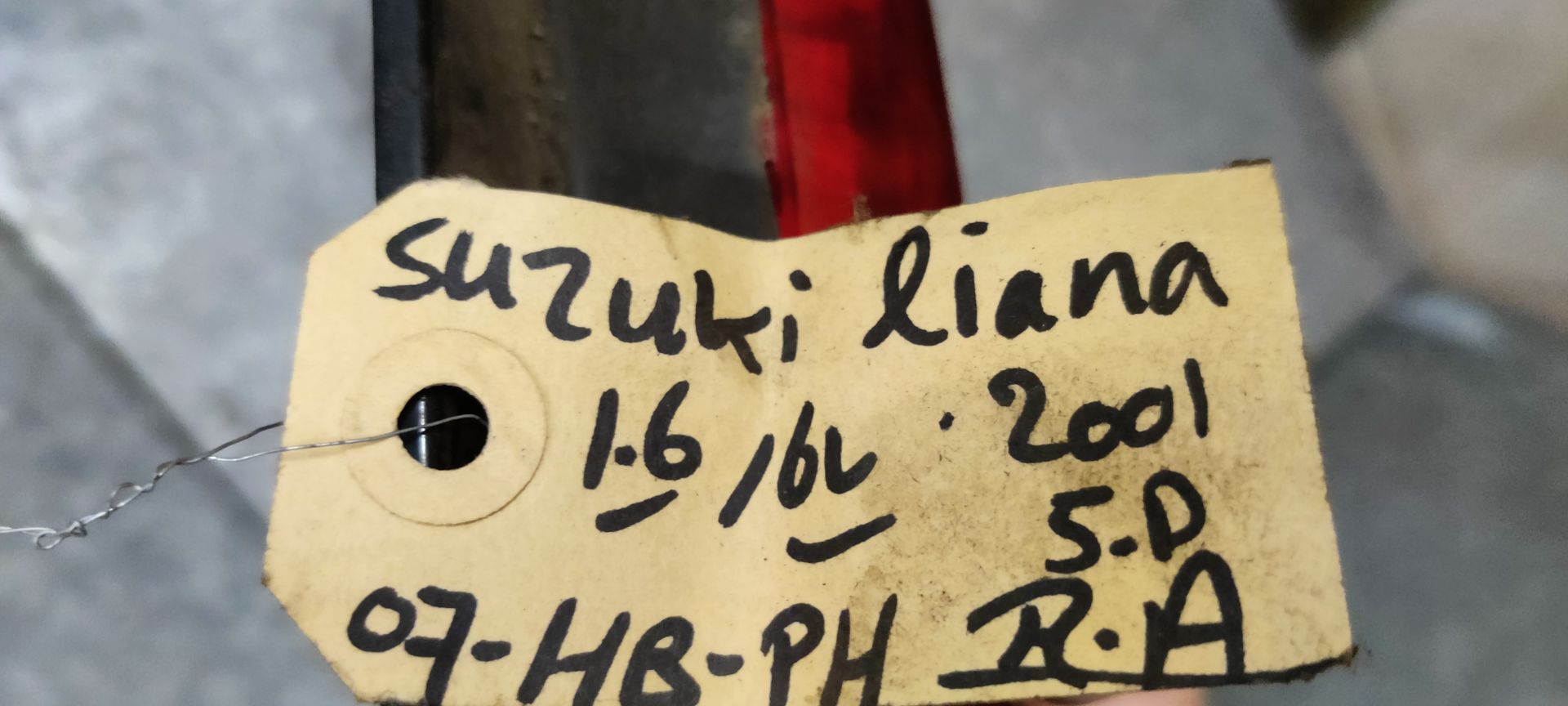 Suzuki Liana onderdelen bij Stegeman Autosloperij kunnen ook verstuurd worden