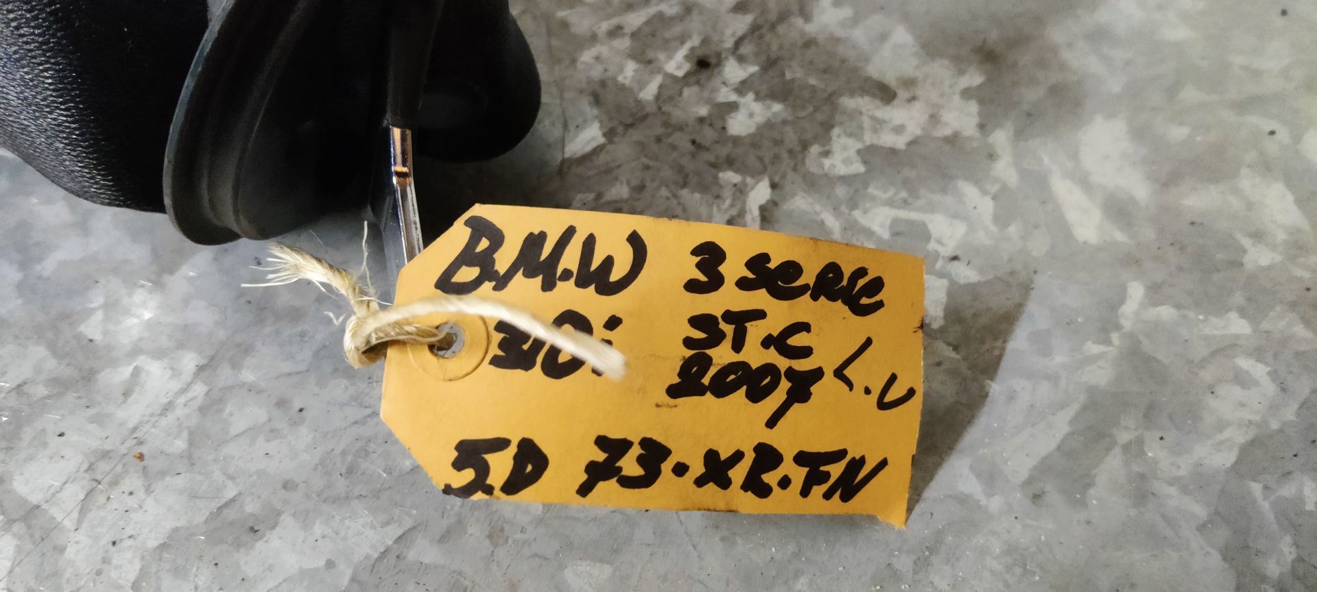 BMW 318i nieuwe en gebruikte auto onderdelen bij Stegeman Autosloperij V.O.F.