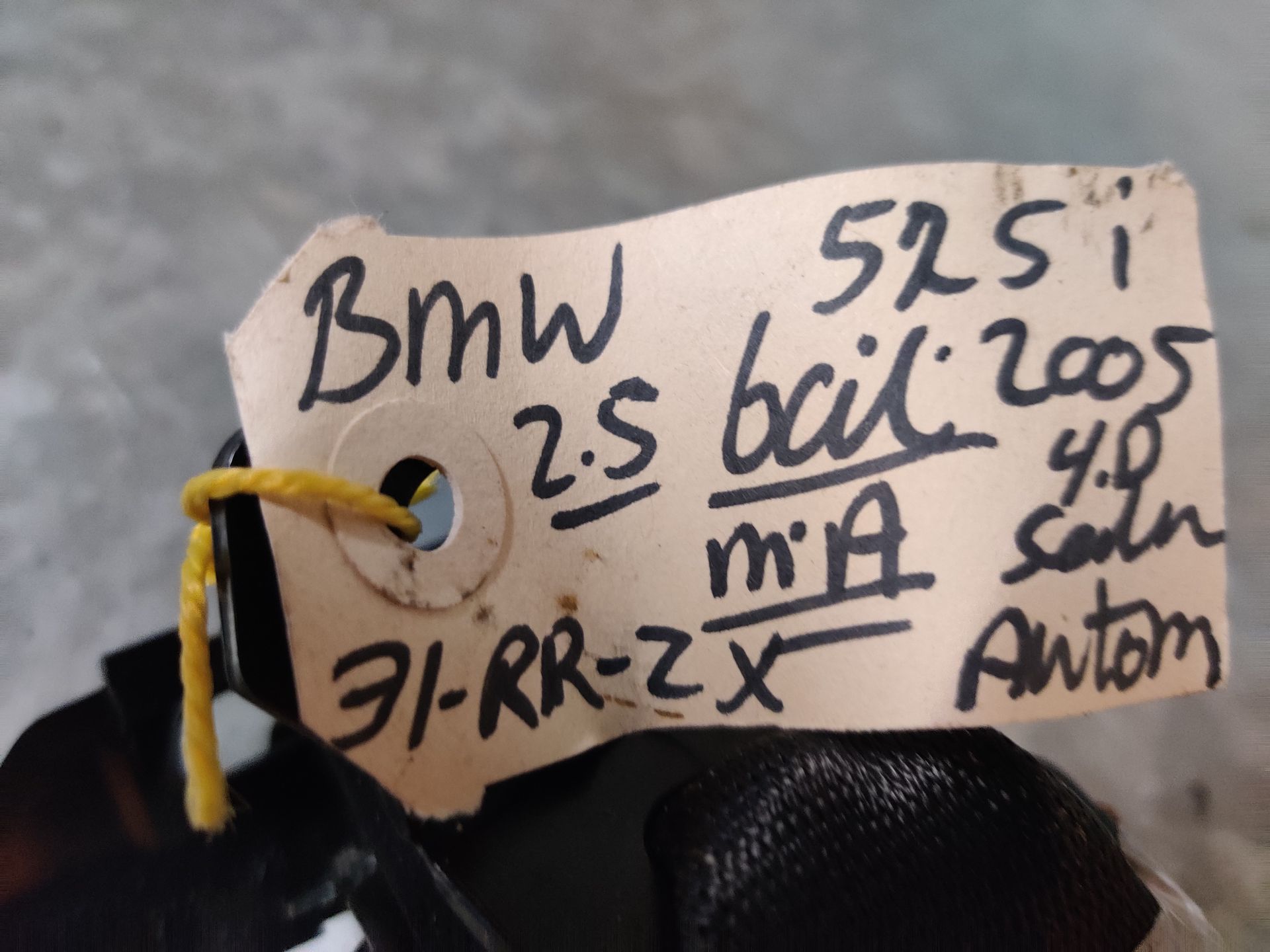 BMW 525i rolgordels, deurklinken en nog veel meer bij Stegeman Autosloperij in Exel bij Lochem.