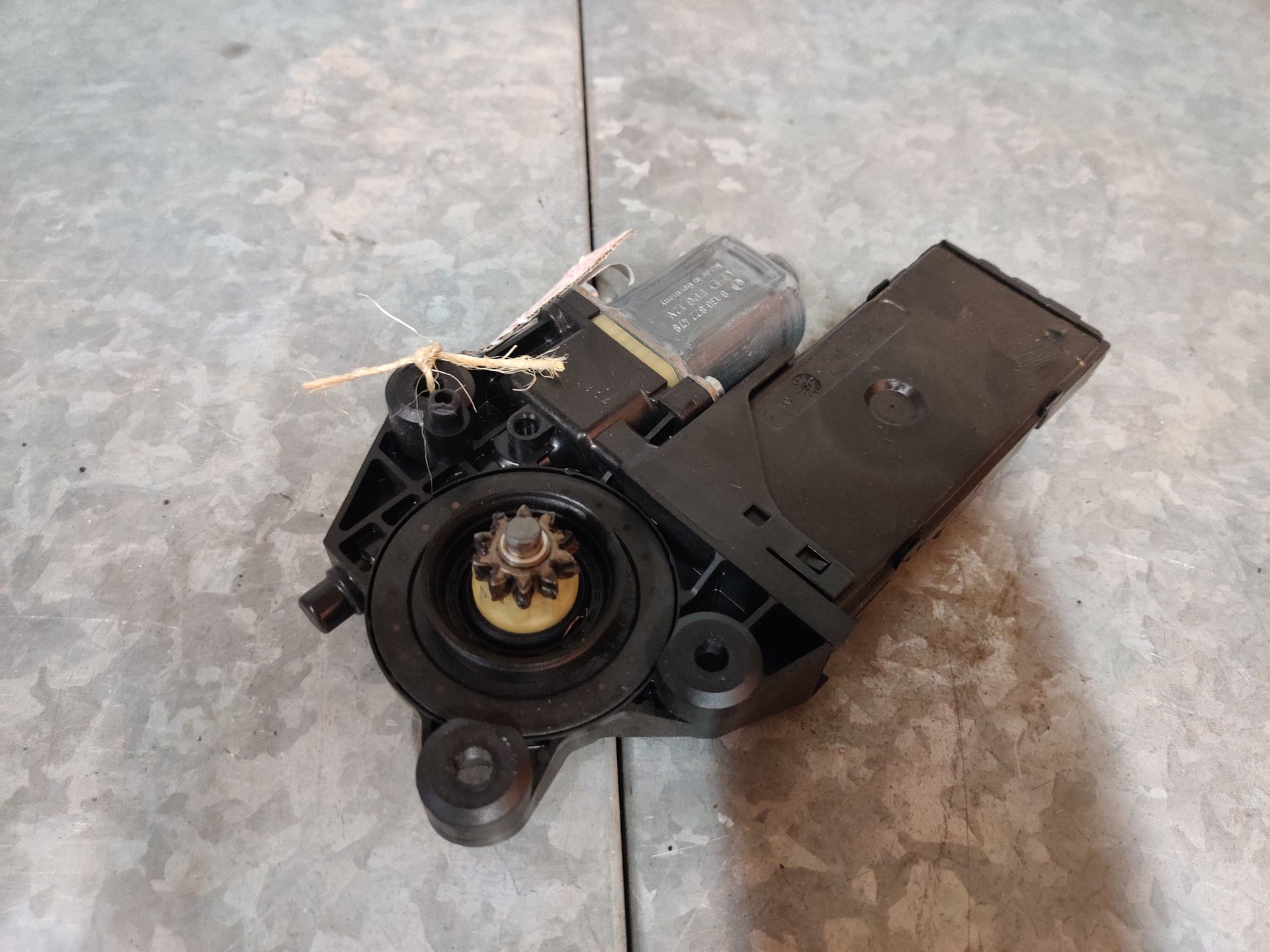 Stegeman Carparts in Exel heeft ruim 5000 Renault Scenic onderdelen op voorraad.