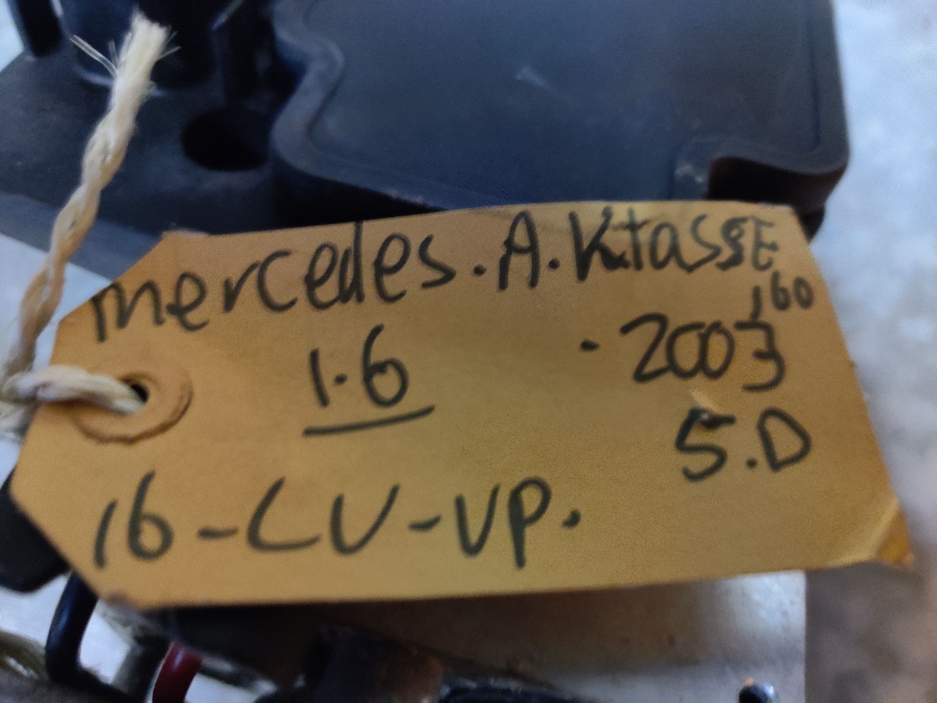 Mercedes A klasse ABS pompen en hoofdremcilinders bij Stegeman Carparts in Exel bij Lochem.