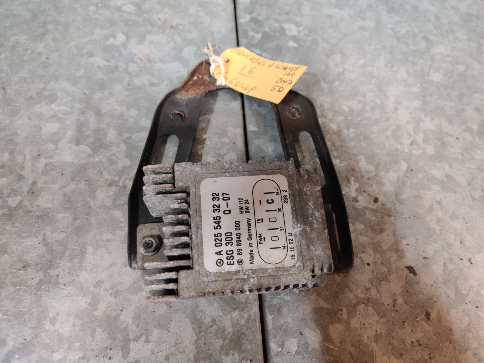 Mercedes A klasse bobines, relais, computers, ECU op voorraad bij www.stegemancarparts.nl
