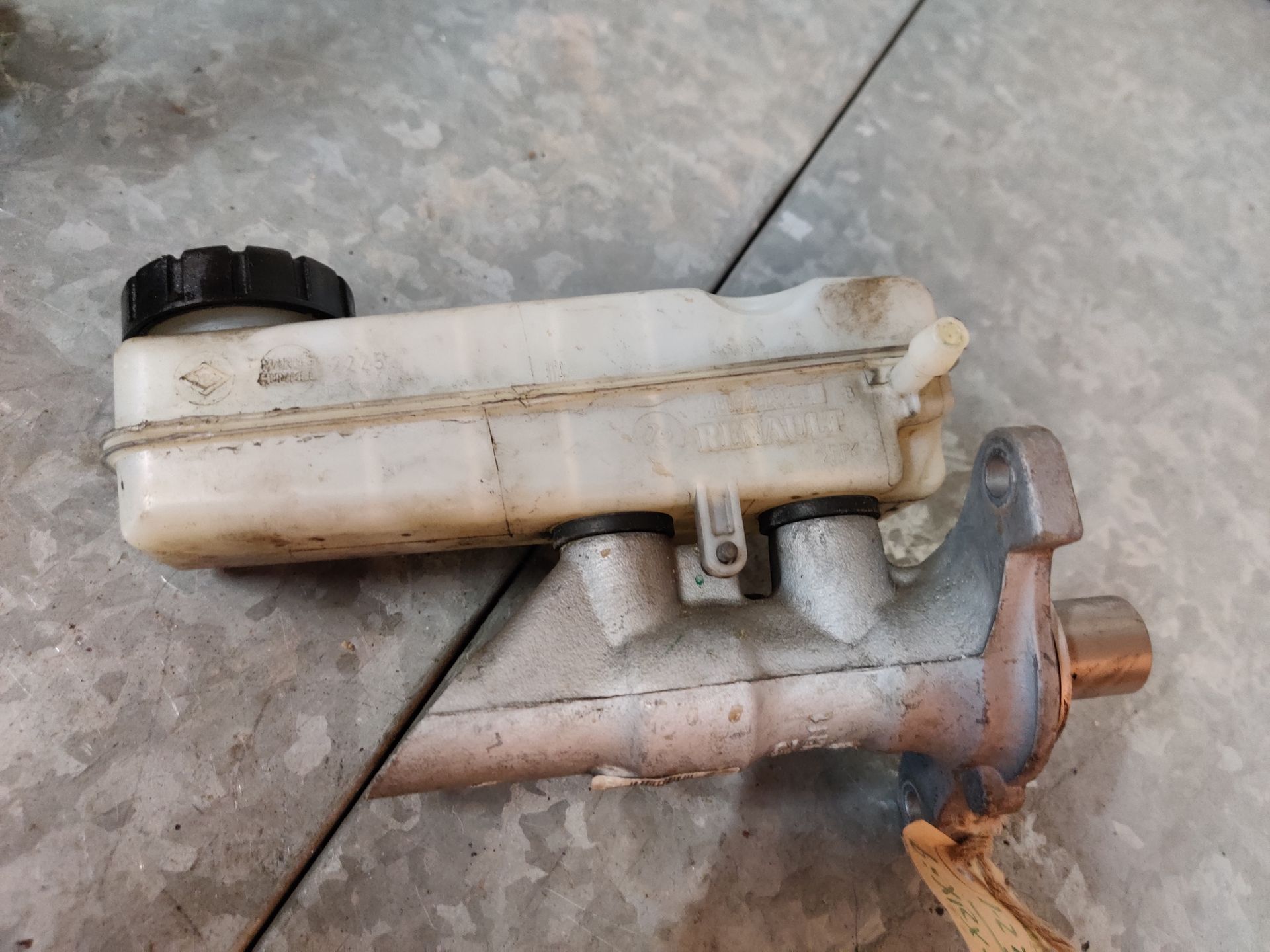 Mercedes W123, Opel Omega, Nissan Pixo bij stegemancarparts.nl