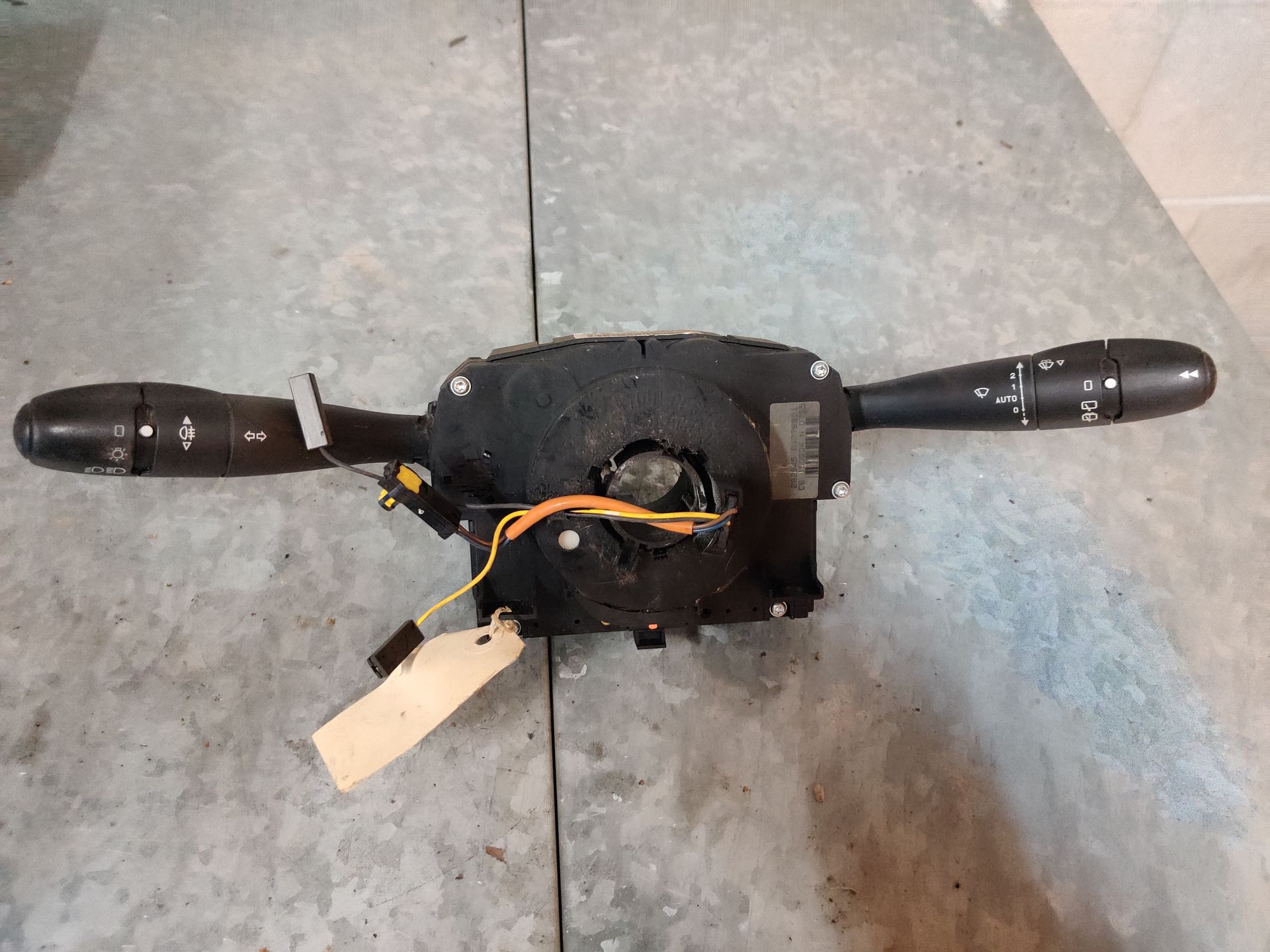 Stuurkolomschakelaars, bobines, gasklephuis bij www.stegemancarparts.nl