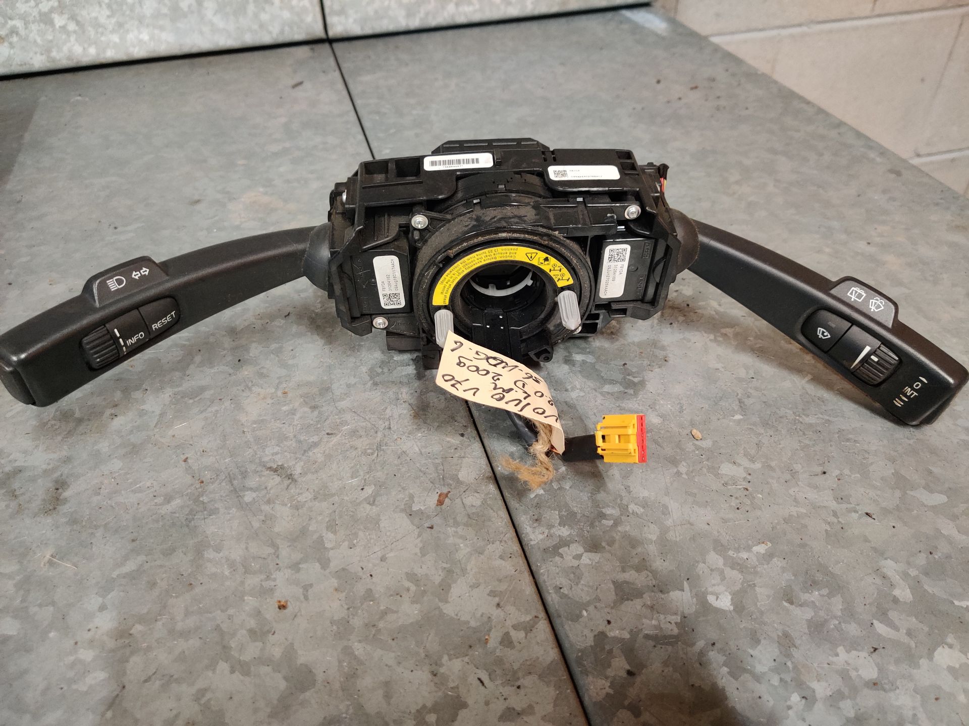 Stuurkolomschakelaars, bobines, gasklephuis bij www.stegemancarparts.nl