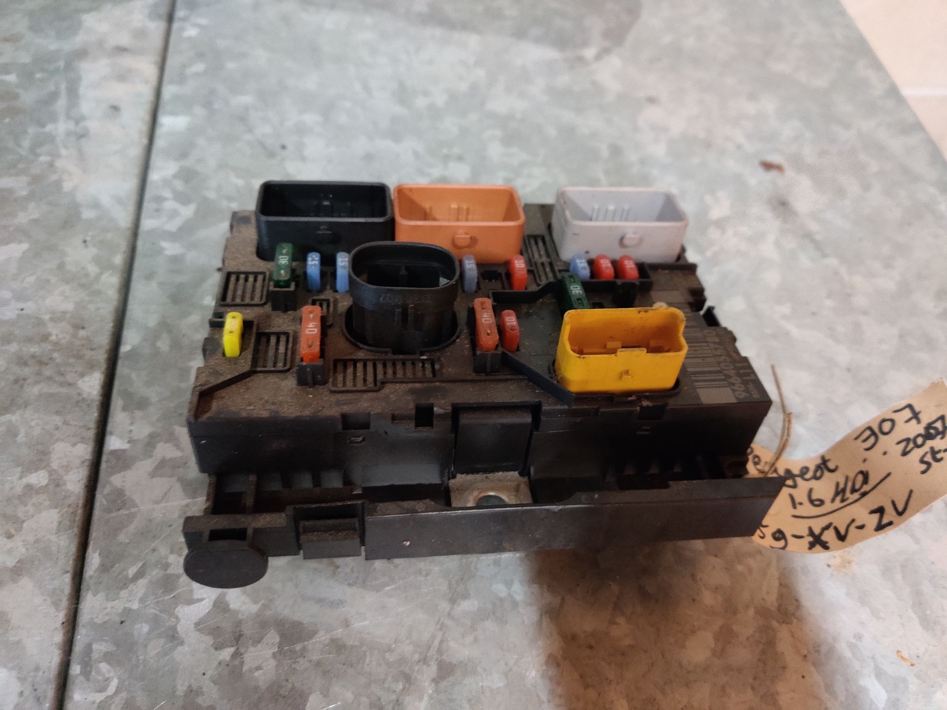 Fiat Panda, Ford Ka, Peugeot 307 bobines, rempedalen, raammotor, zekeringkast Stegeman Autosloperij