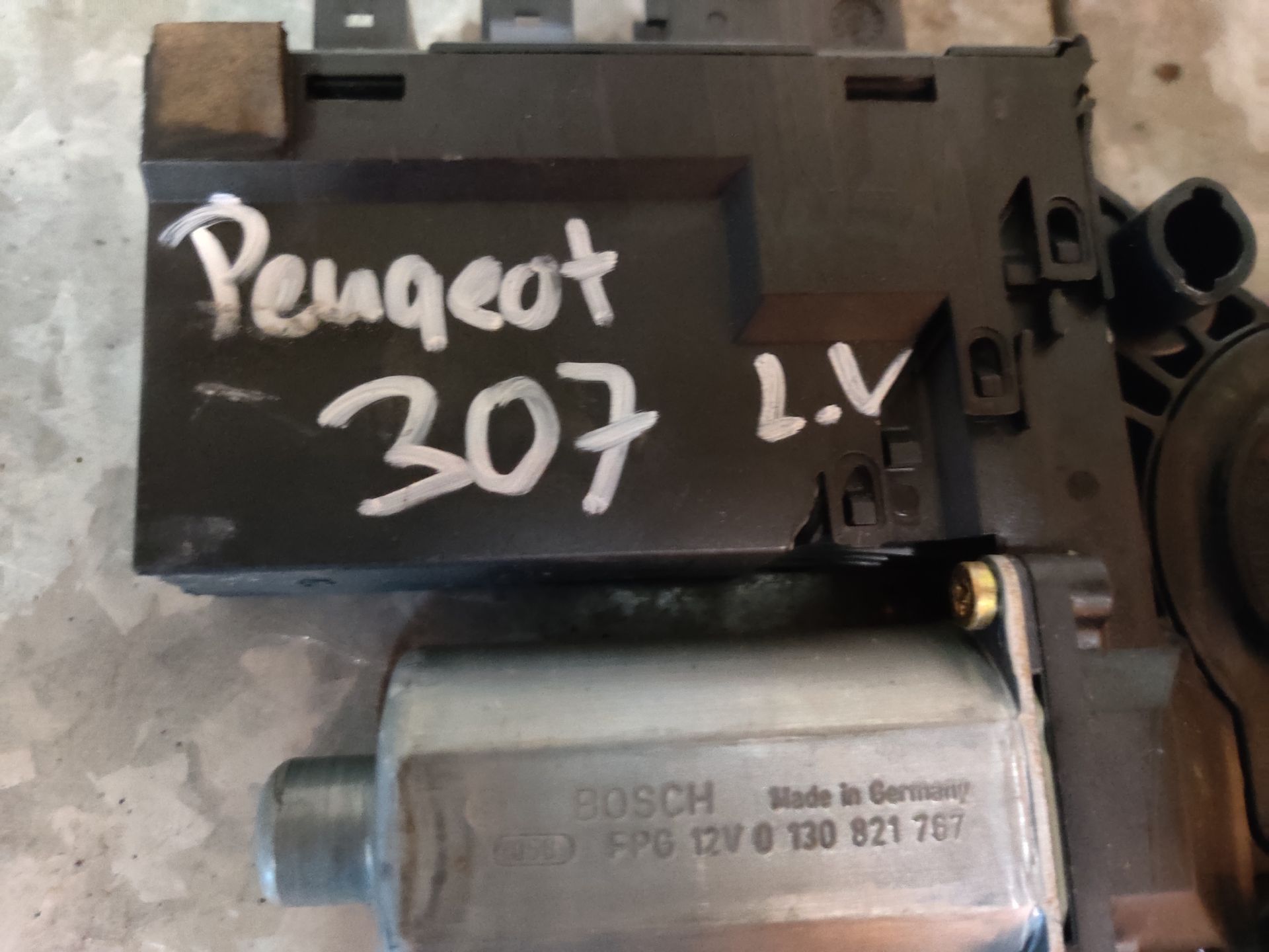 Aircopomp, raammotor, glasklephuis, spiegels, kachelmotor, dynamo bij www.stegemancarparts.nl