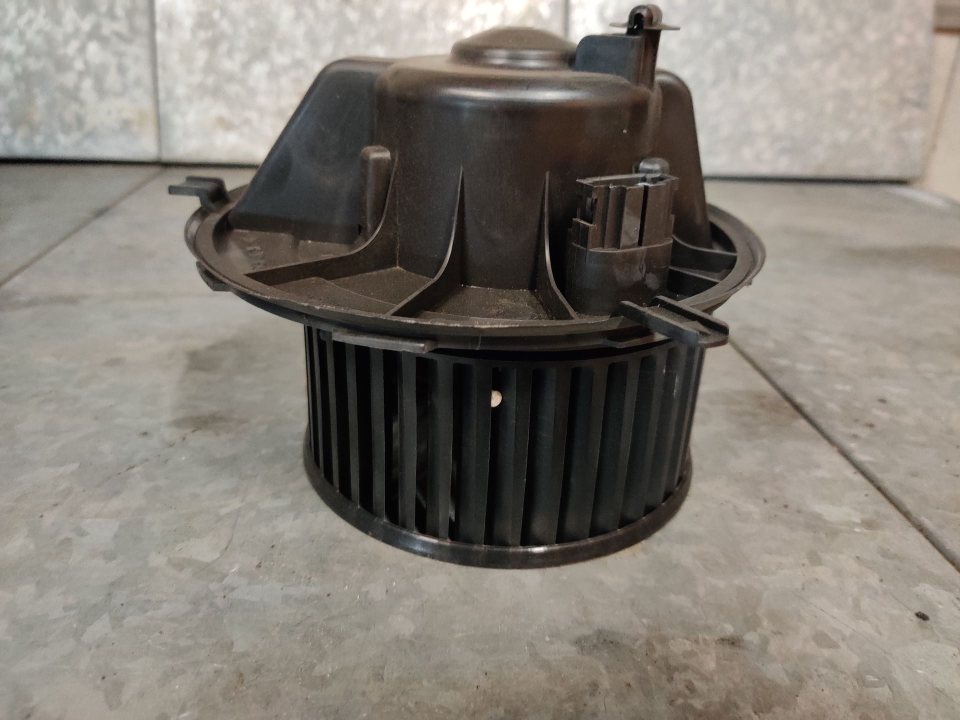Aircopomp, raammotor, glasklephuis, spiegels, kachelmotor, dynamo bij www.stegemancarparts.nl