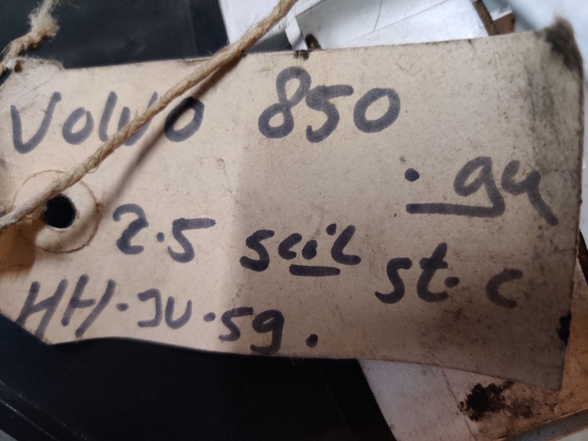 Kilometerteller, Radio, startmotor, stuurbekrachtiging, koplampen, tankvlotter bij Stegeman in Exel