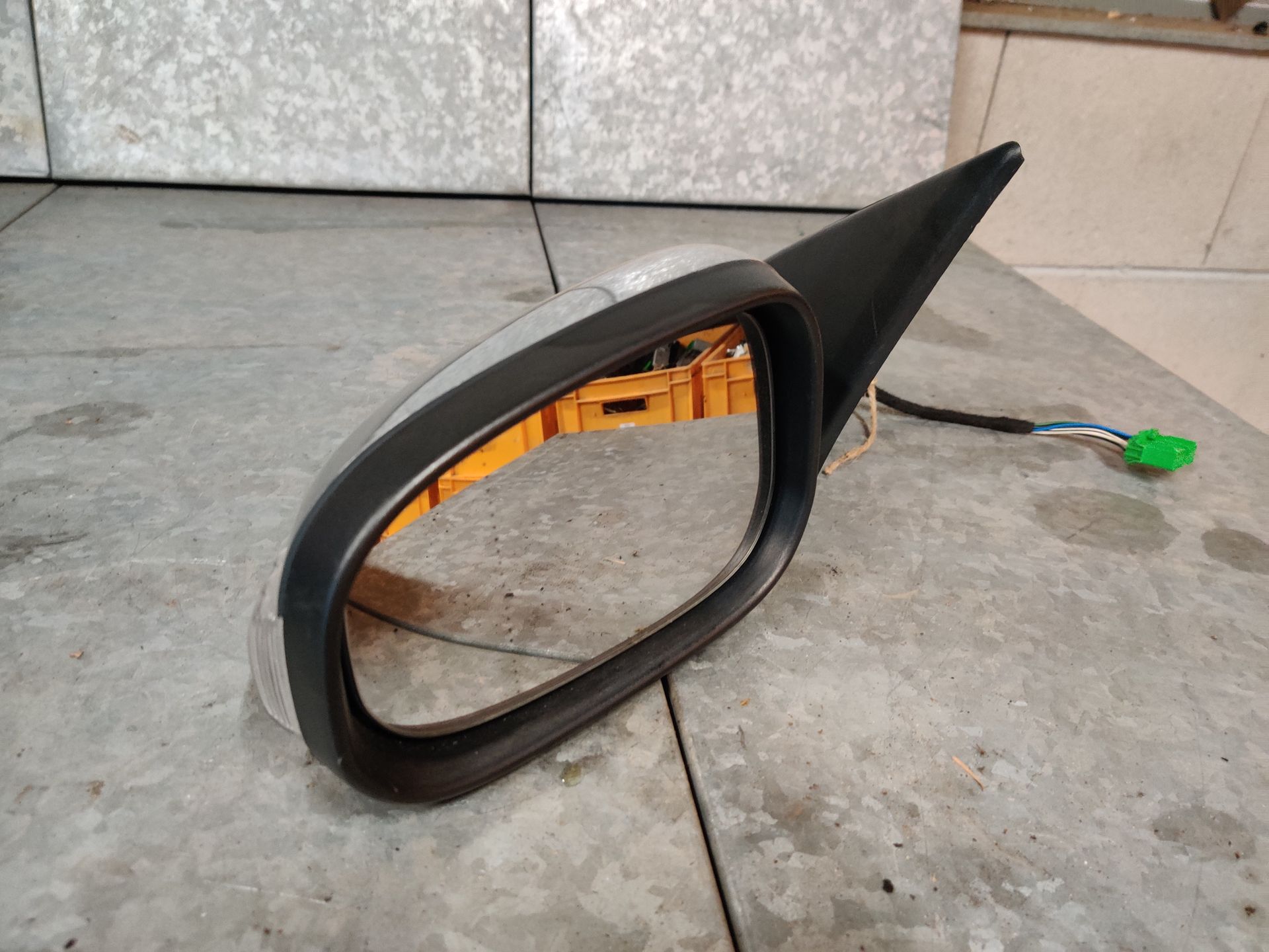 www.stegemancarparts.nl voor al uw Volvo onderdelen, nieuw en gebruikt.