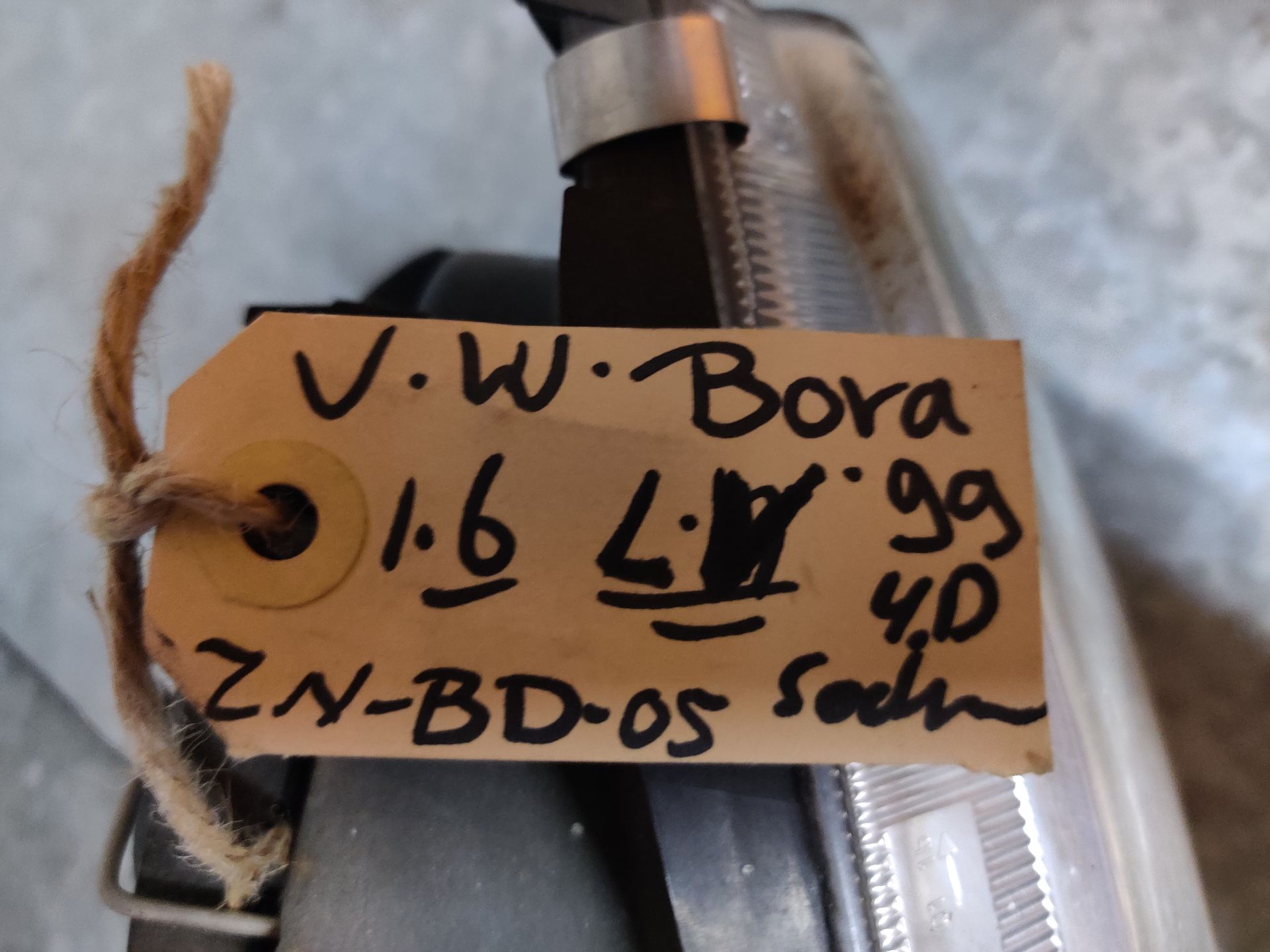 Volkswagen Bora koplampen bij stegemancarparts.nl