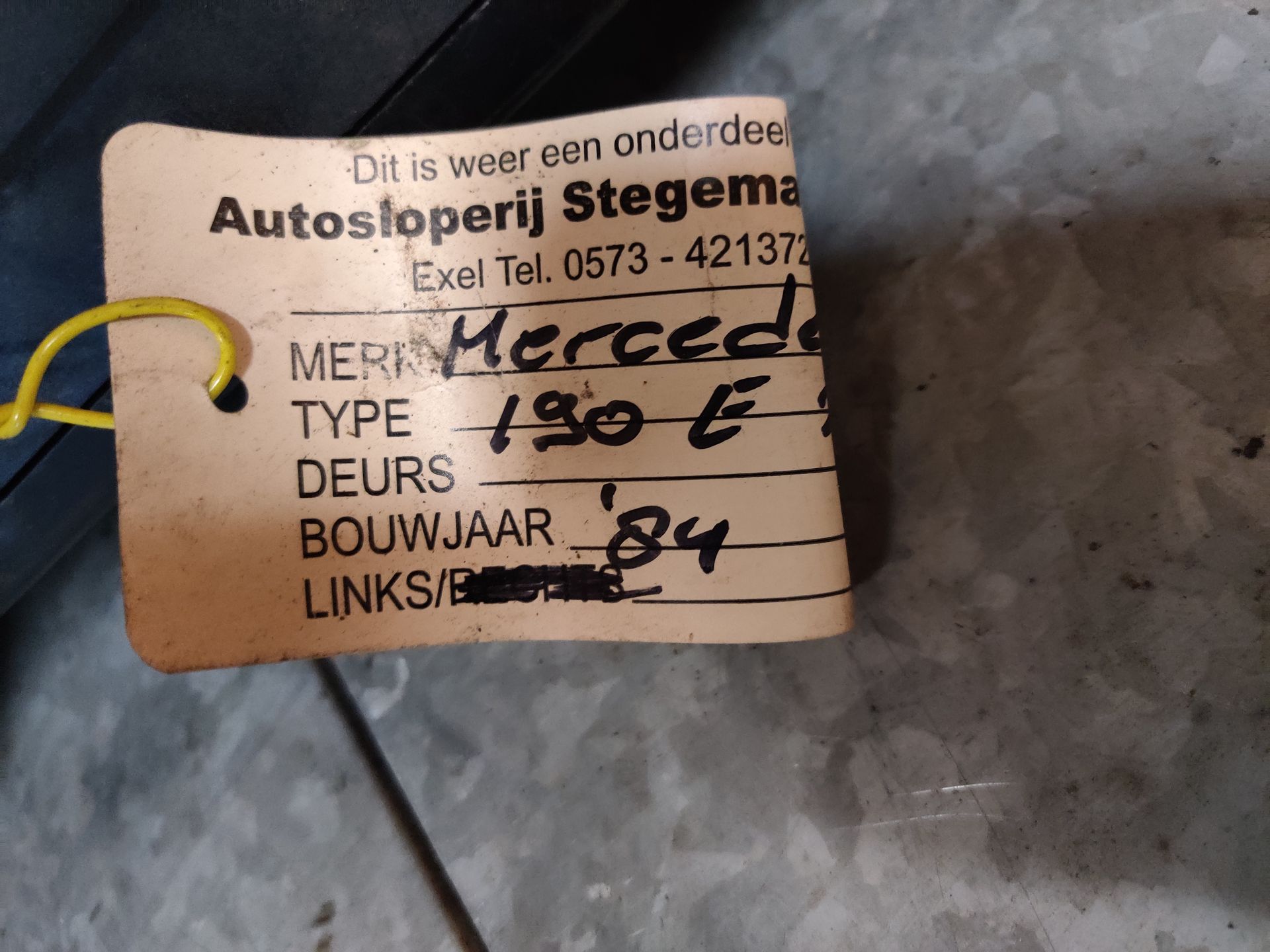 Mercedes 190E achterlicht, BMW 118i gasklephuis, Volvo V50 remklauw bij Stegeman carparts in Exel.
