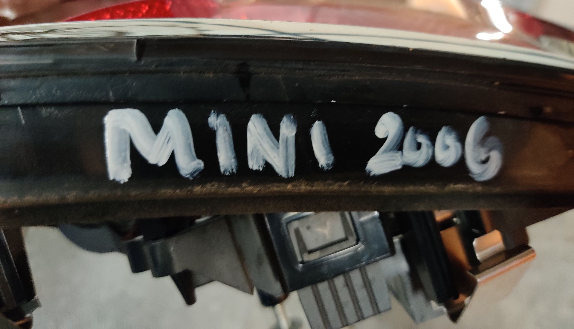 Mini One achterlichten, BMW 118i gasklephuis, bij Stegeman carparts in Exel.