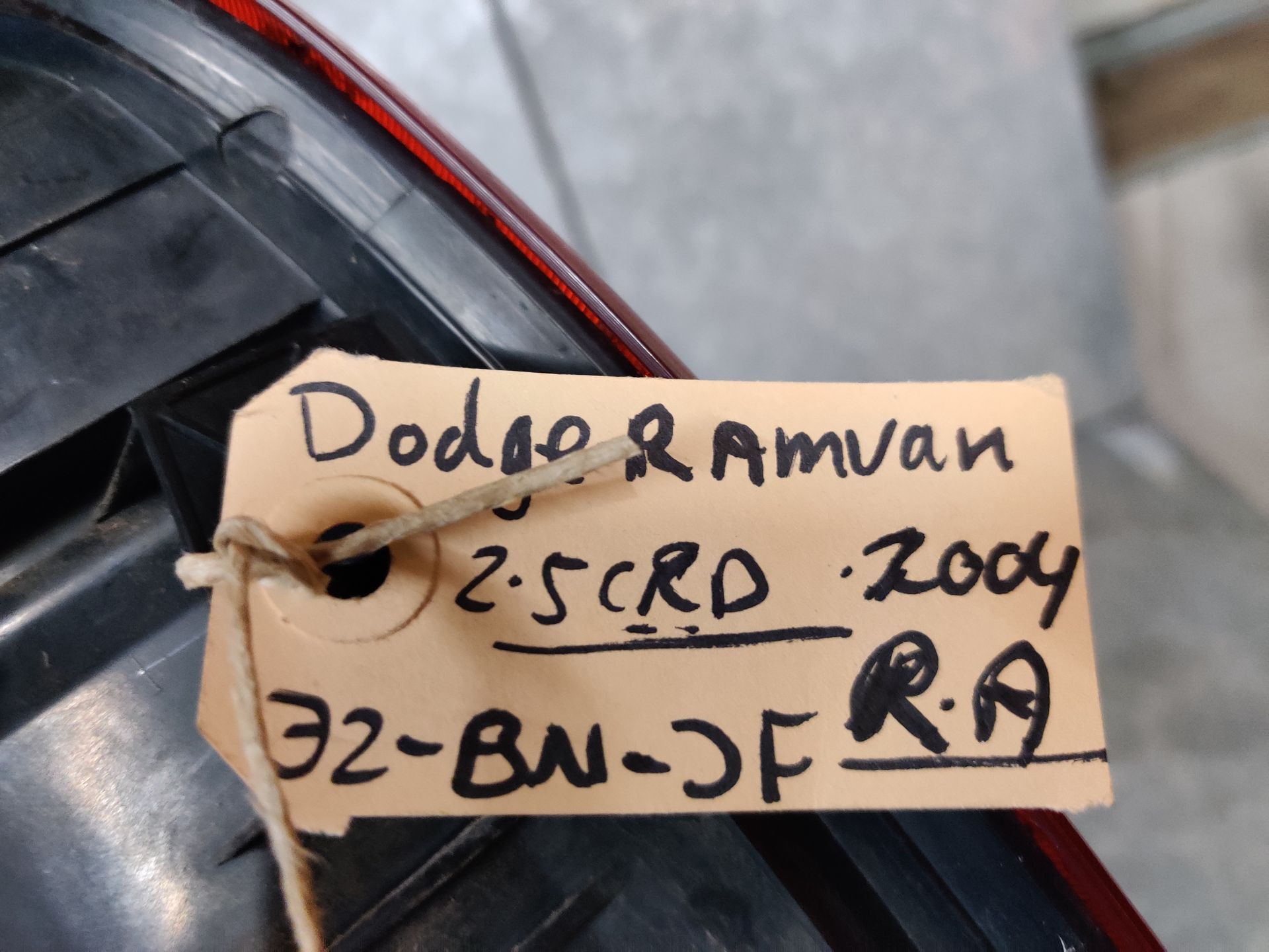 Dodge RamVan , achterlichten, contactsloten, koplampen bij Stegeman Autosloperij V.O.F. te Exel.
