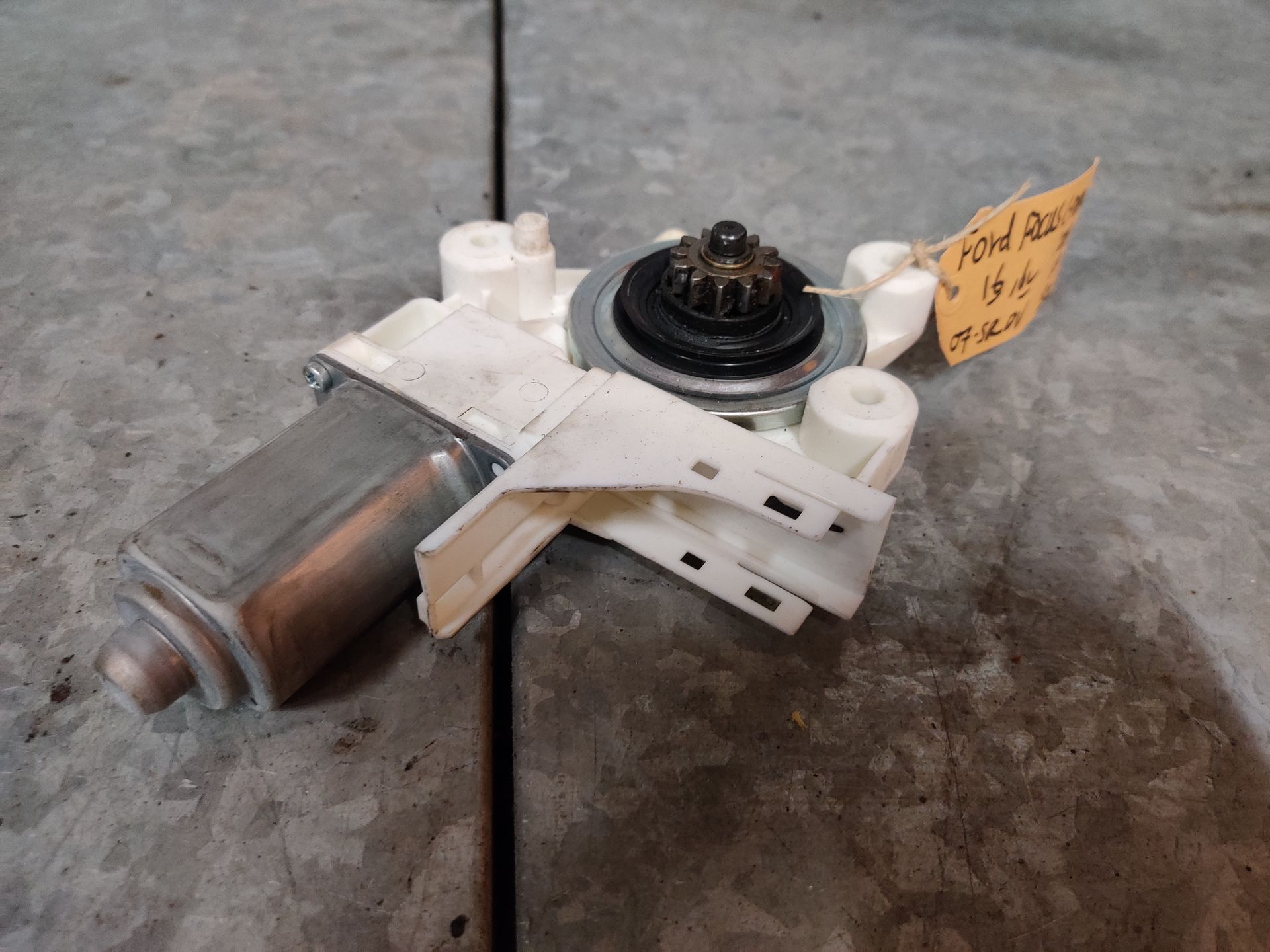 Daihatsu Charade VW T4, C-Max, Vectra B onderdelen bij stegemancarparts.nl ruime voorraad.