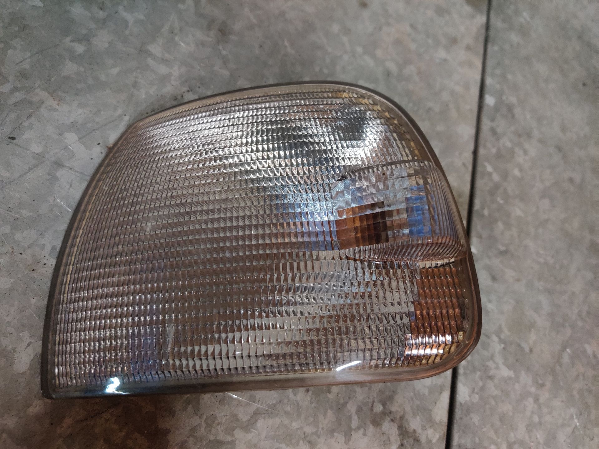 VW T4 richtingaanwijzer bij stegemancarparts.nl