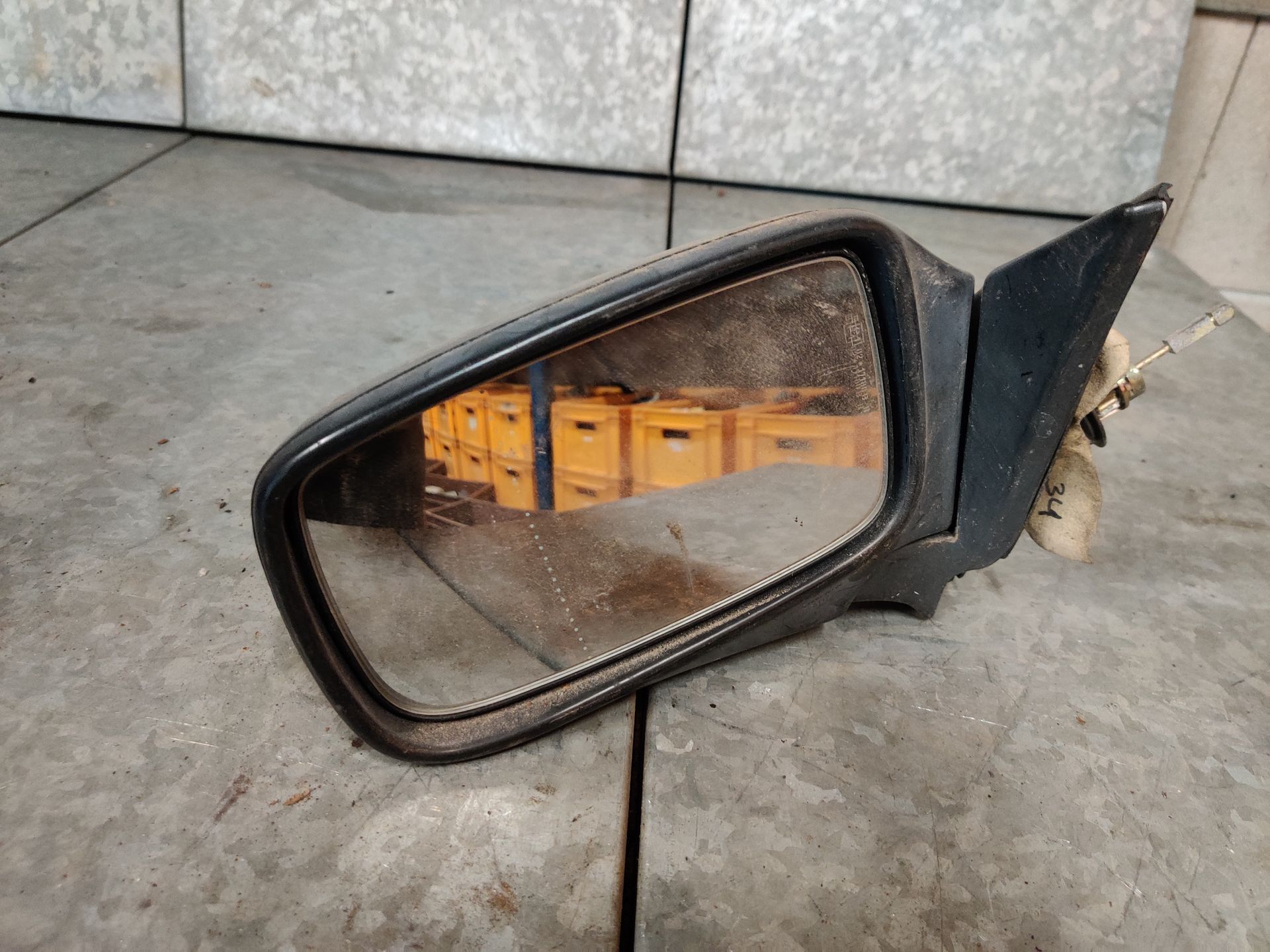 Volvo 940 spiegels bij Stegeman Autosloperij