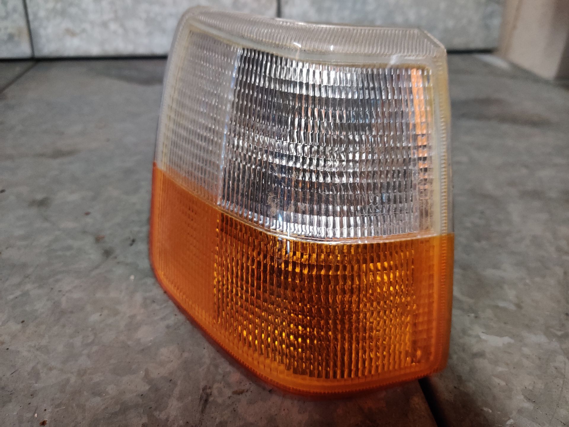 Volvo 940 verlichting bij Stegeman Autosloperij