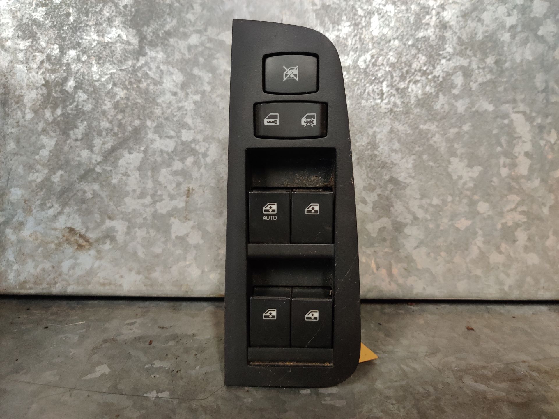 Chevrolet Epica, Mitsubishi Outlander, Vovlo V50, Mini Cooper, Fiat 500 bij stegemancarparts.nl