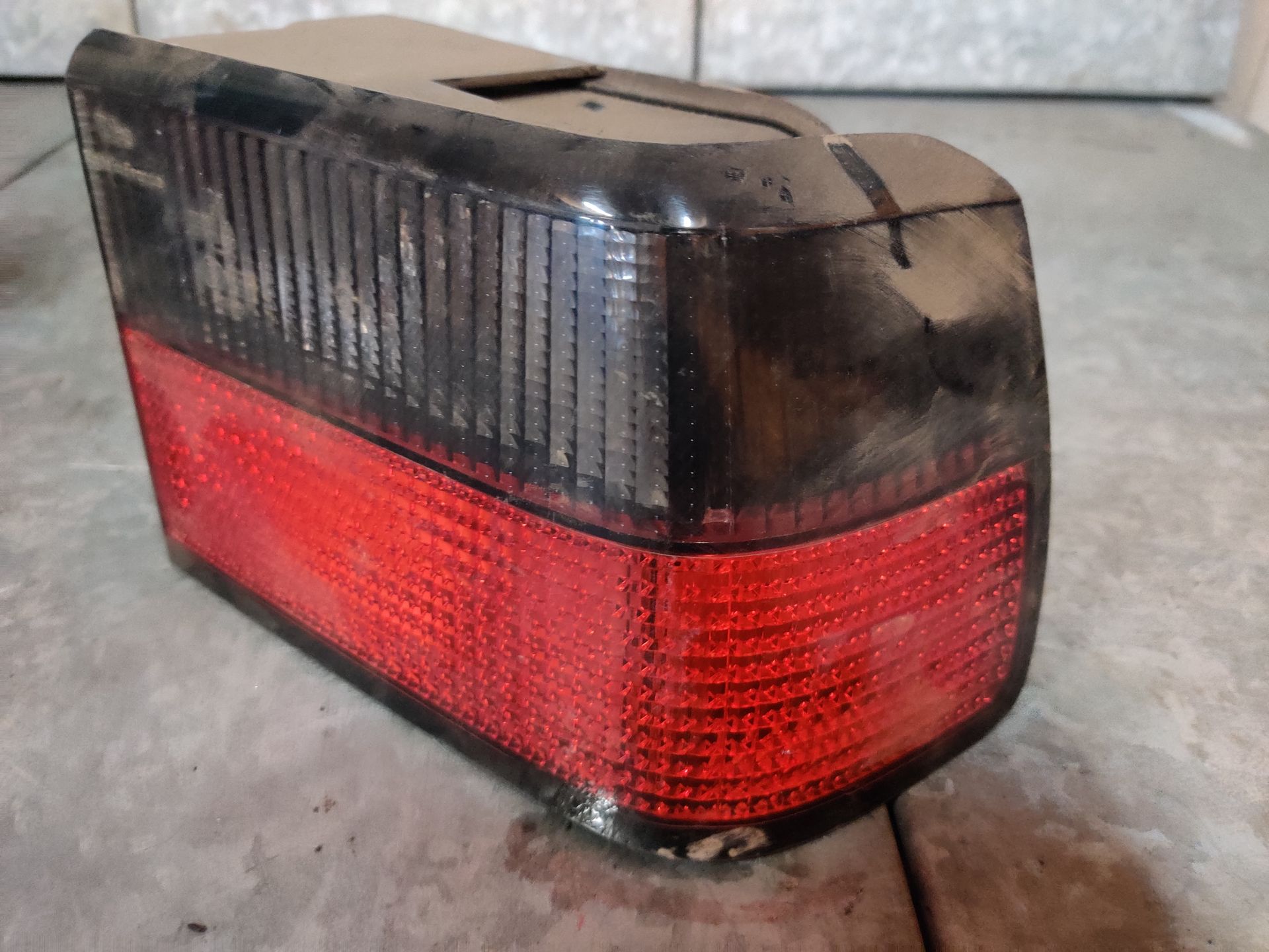 Citroen Xantia achterlichten bij www.stegemancarparts.nl