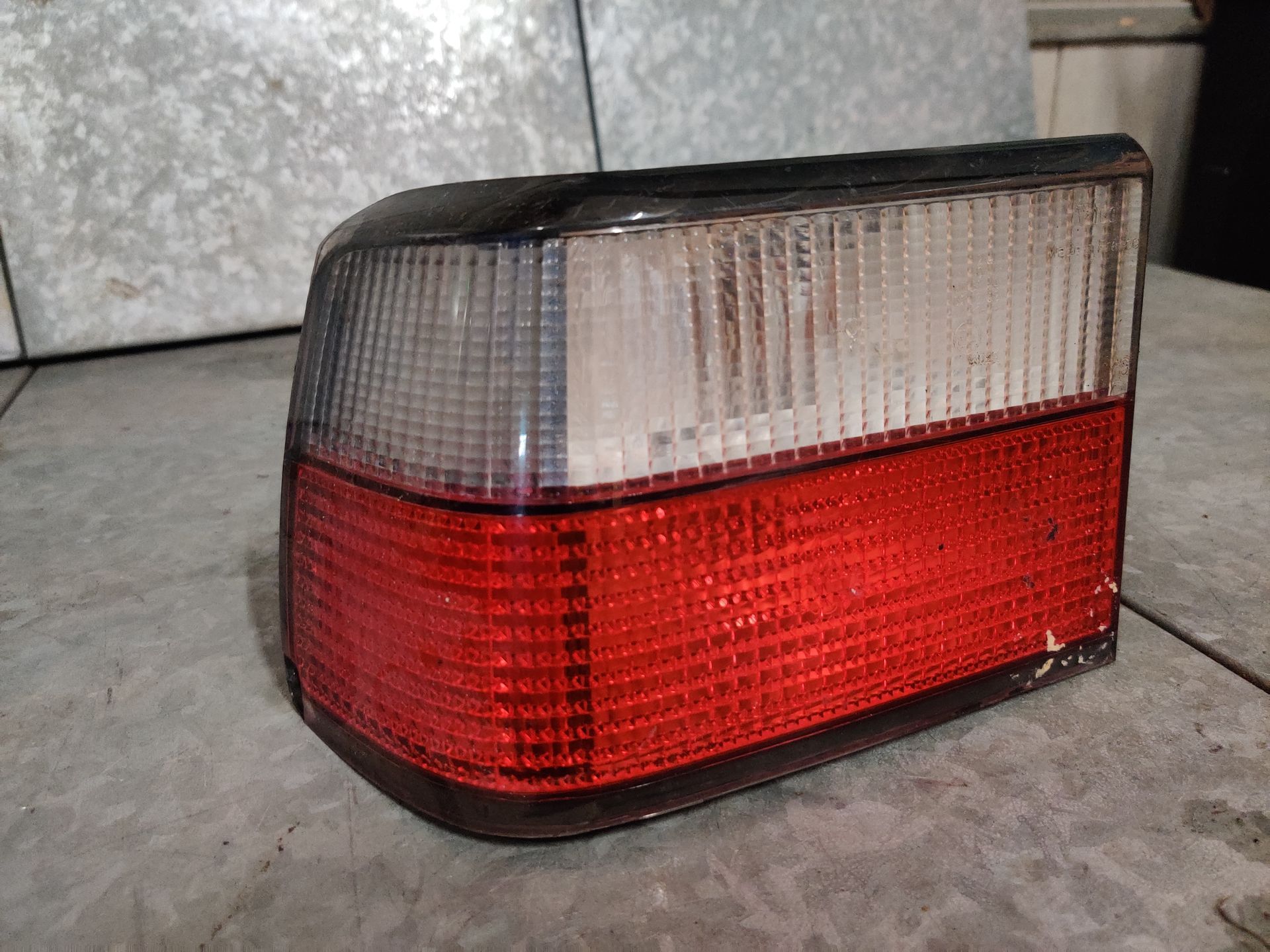 Citroen Xantia achterlichten bij www.stegemancarparts.nl