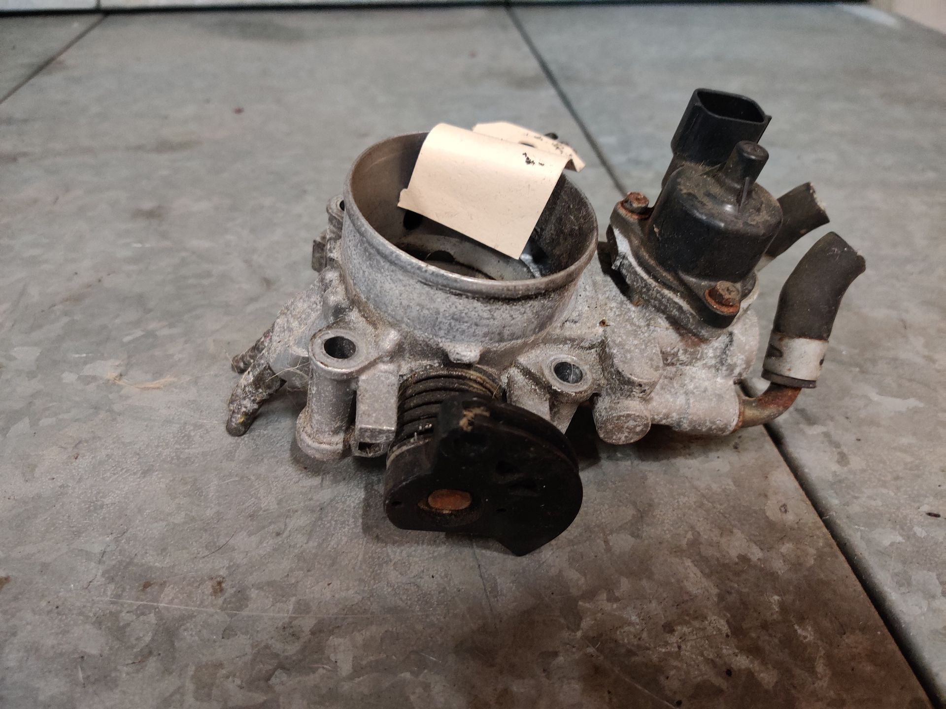 Mitsubishi Outlander gasklep bij www.stegemancarparts.nl