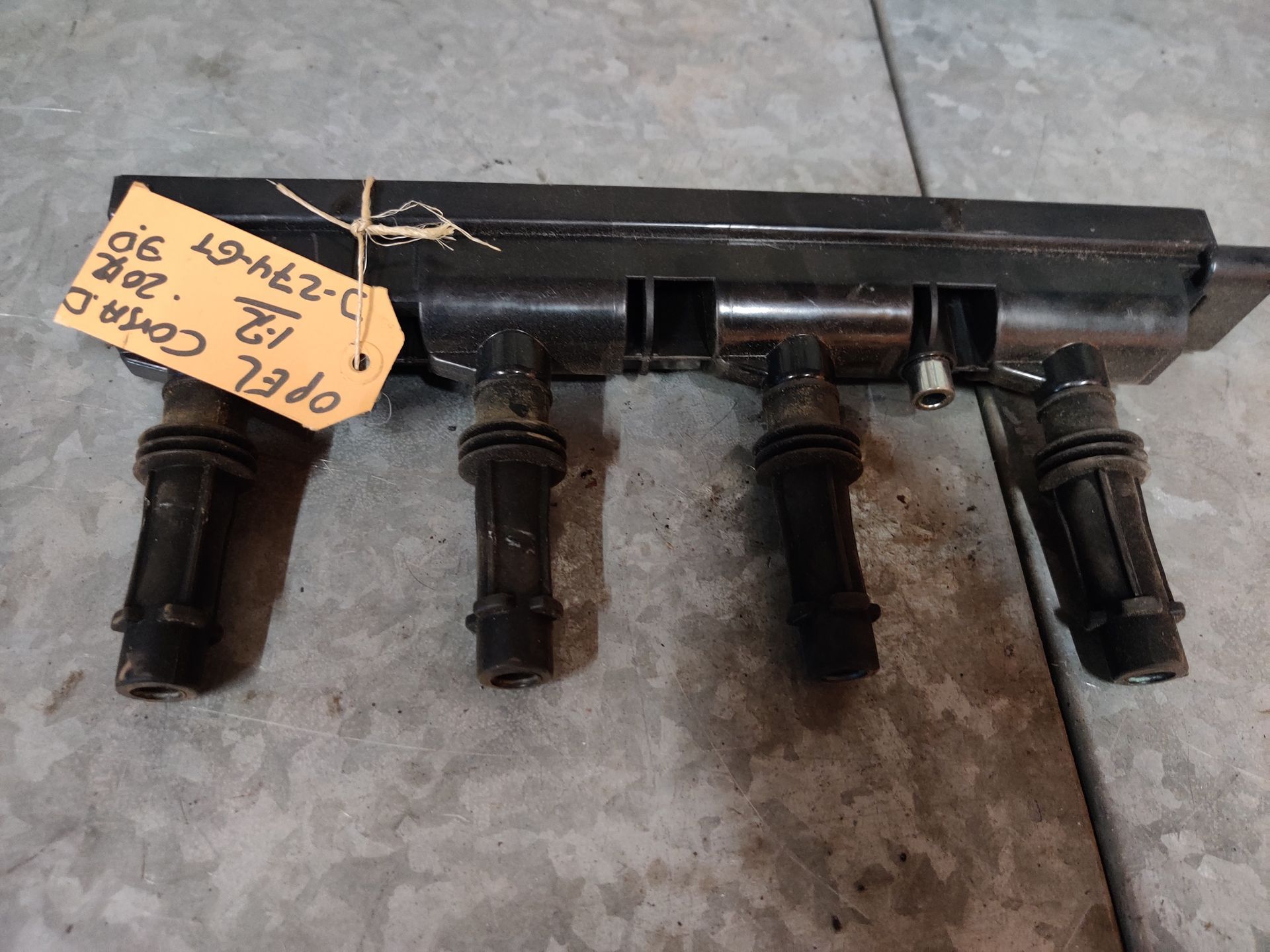 Opel Corsa D bobine bij www.stegemancarparts.nl