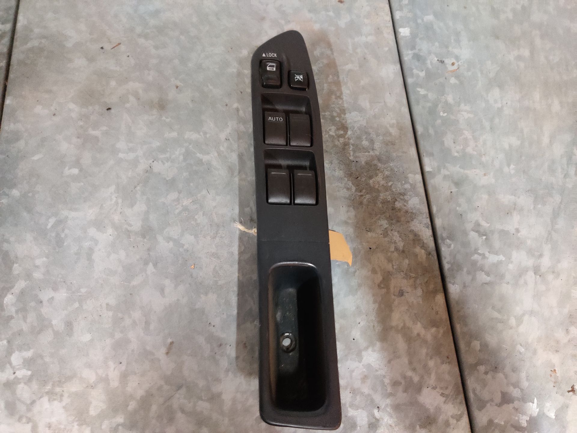 www.stegemancarparts.nl voor al uw gebruikte auto onderdelen, afhalen kan ook of zelf demonteren.
