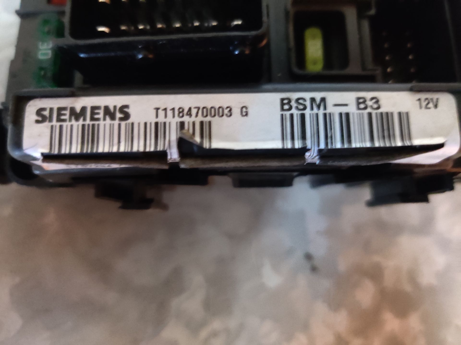 www.stegemancarparts.nl voor al uw gebruikte auto onderdelen, afhalen kan ook of zelf demonteren.