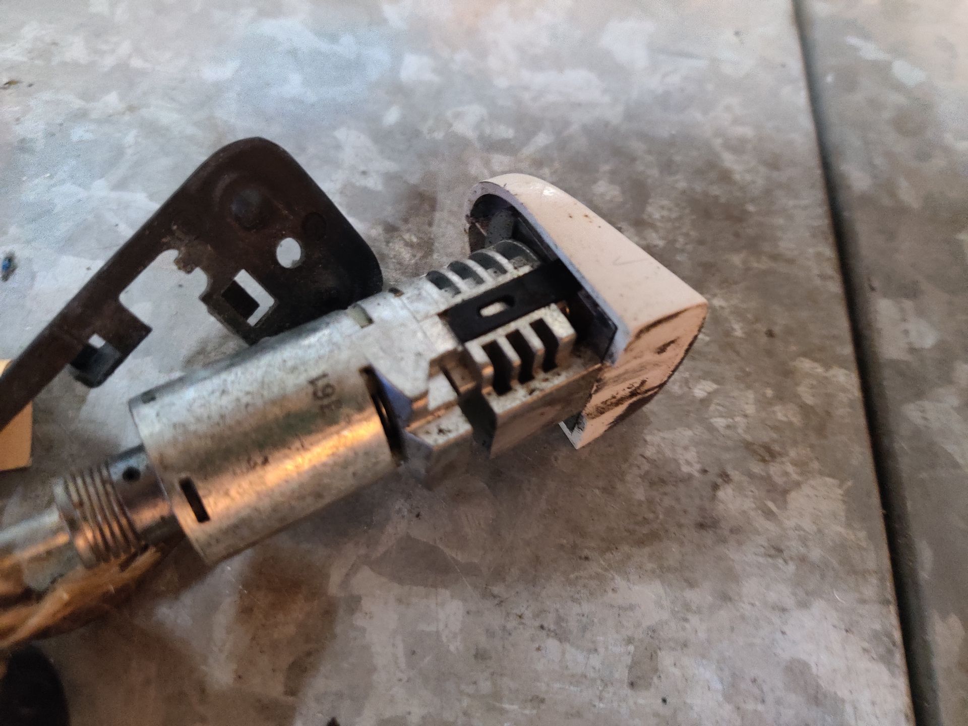 Ford Ka van alle bouwjaren hebben wij onderdelen op voorraad www.stegemancarparts.nl