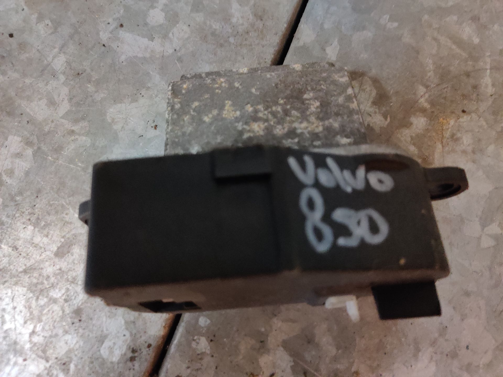 Volvo 850 onderdelen bij Stegeman Autosloperij, ruime voorraad.