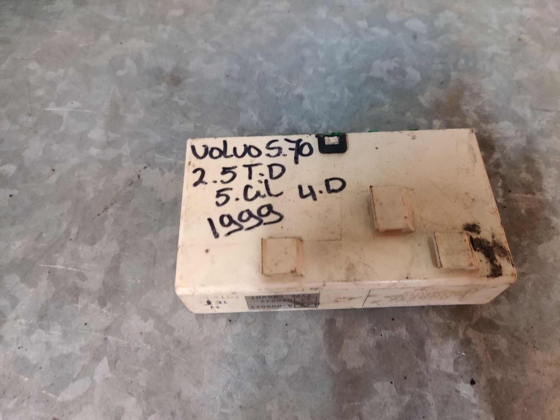 VolvoS70 onderdelen bij Stegeman Autosloperij, ruime voorraad.