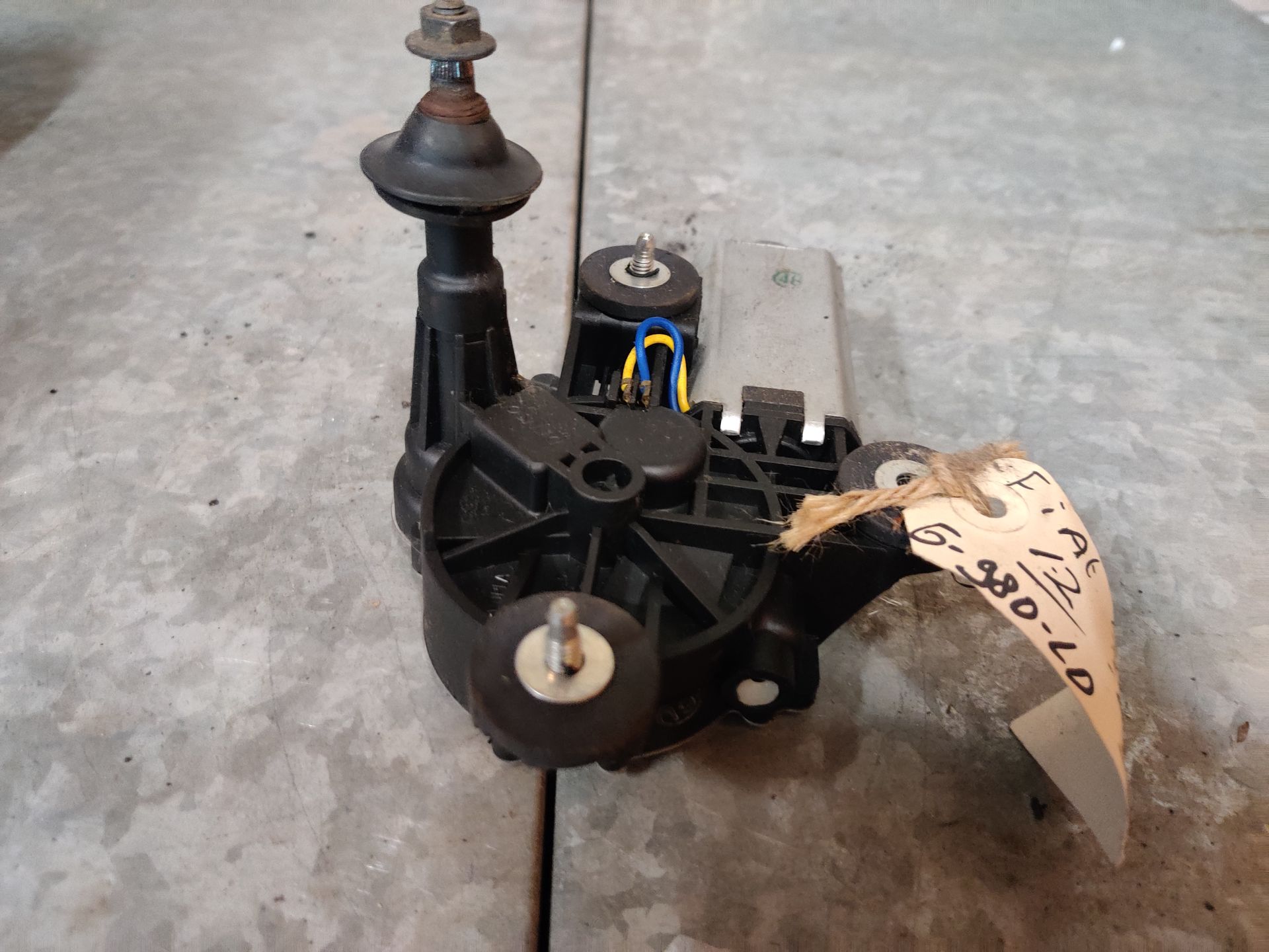 Stegeman Car Parts, ruitenwissermotor van diverse modellen op voorraad, Fiat 500,  Volvo, Opel Manta