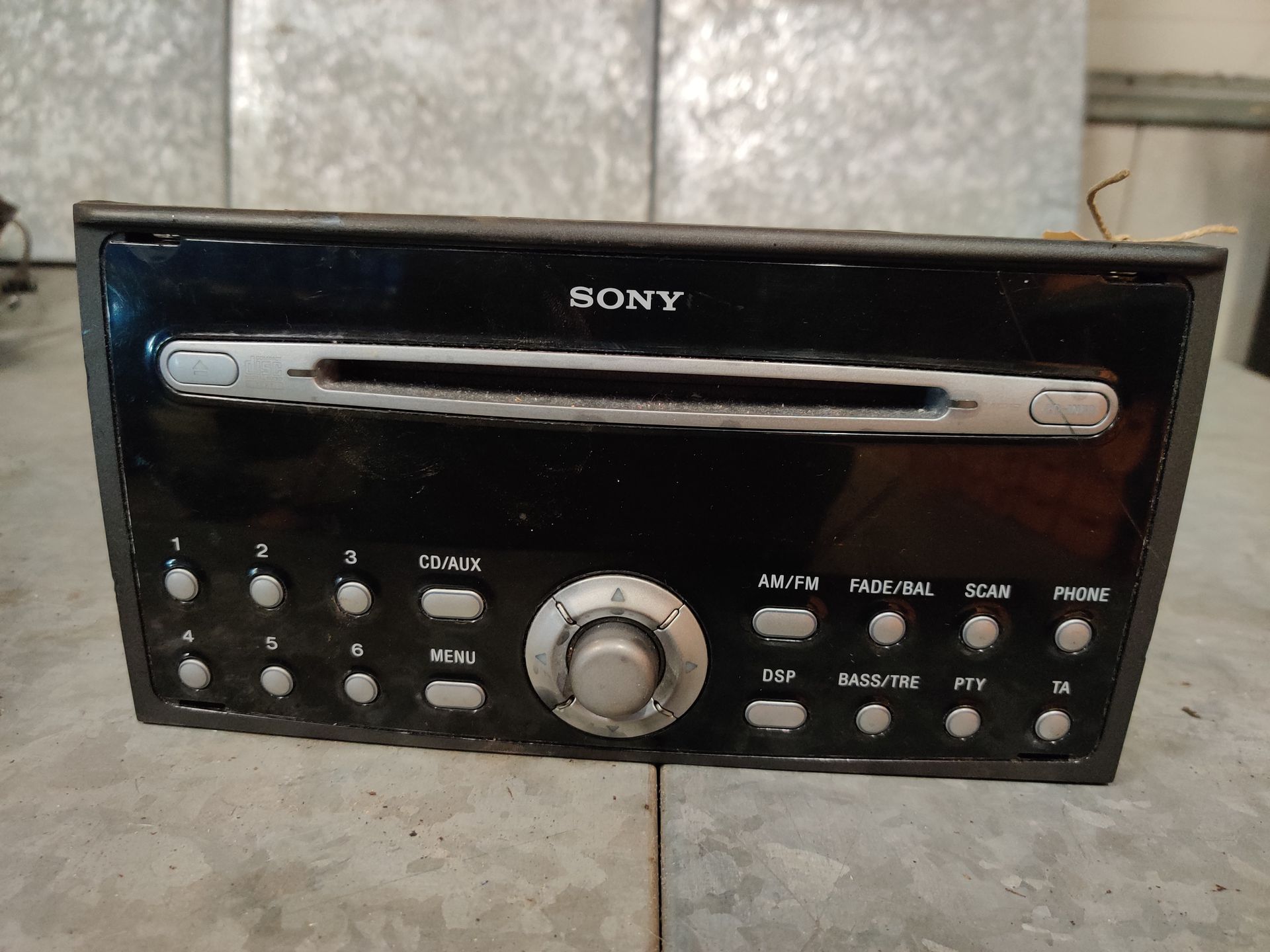 Ford Focus radio CD speler bij Stegeman Carparts www.stegemancarparts.nl