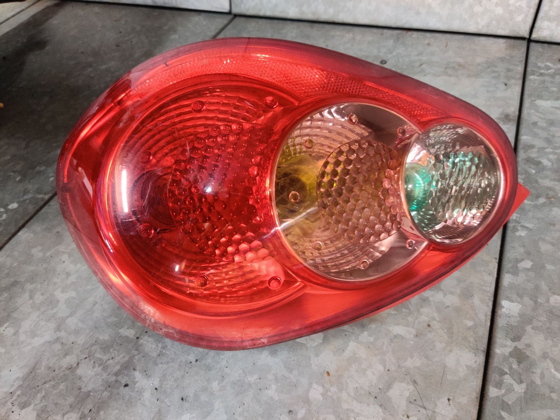 Gebruikte auto onderdelen voor lage prijzen bij www.stegemanautosloperij.nl