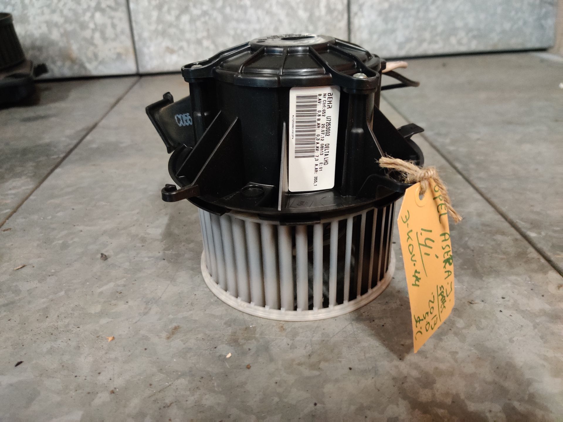 Opel Astra J kachelmotor bij www.stegemancarparts.nl