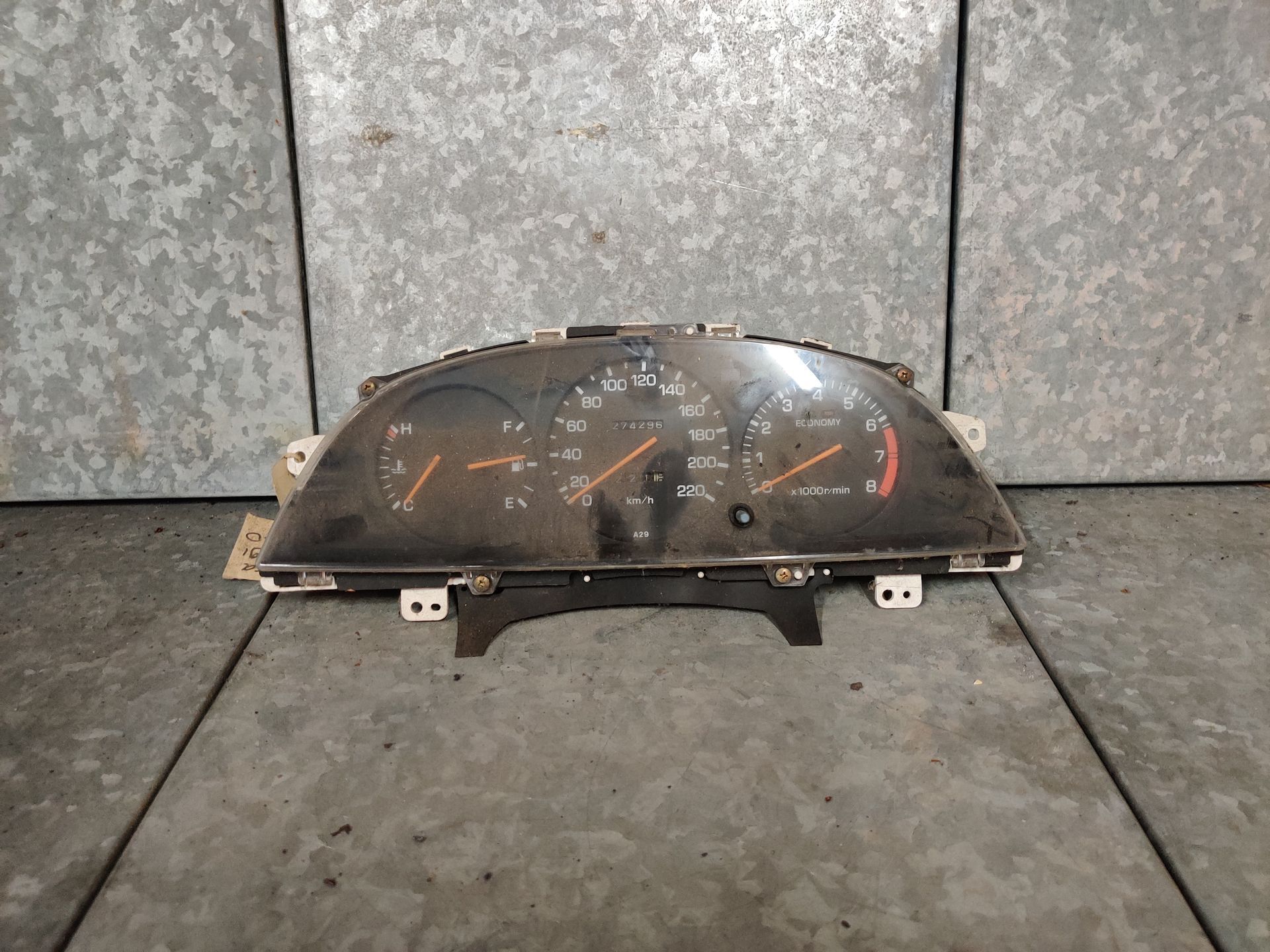 83100-20020, 157330-3440 Celica onderdelen bij Stegeman Autosloperij