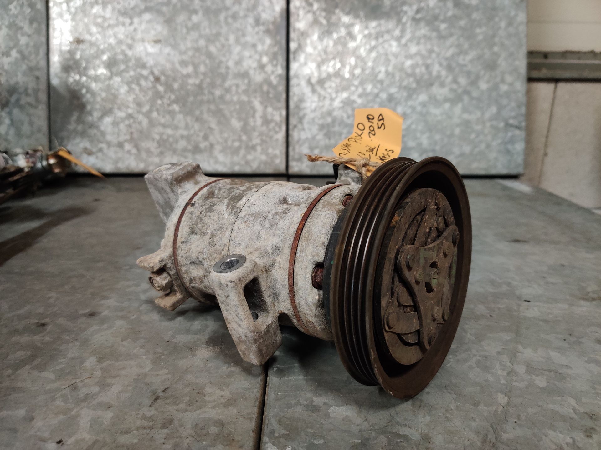Nissan Pixo airco compressor bij stegeman car parts in Exel