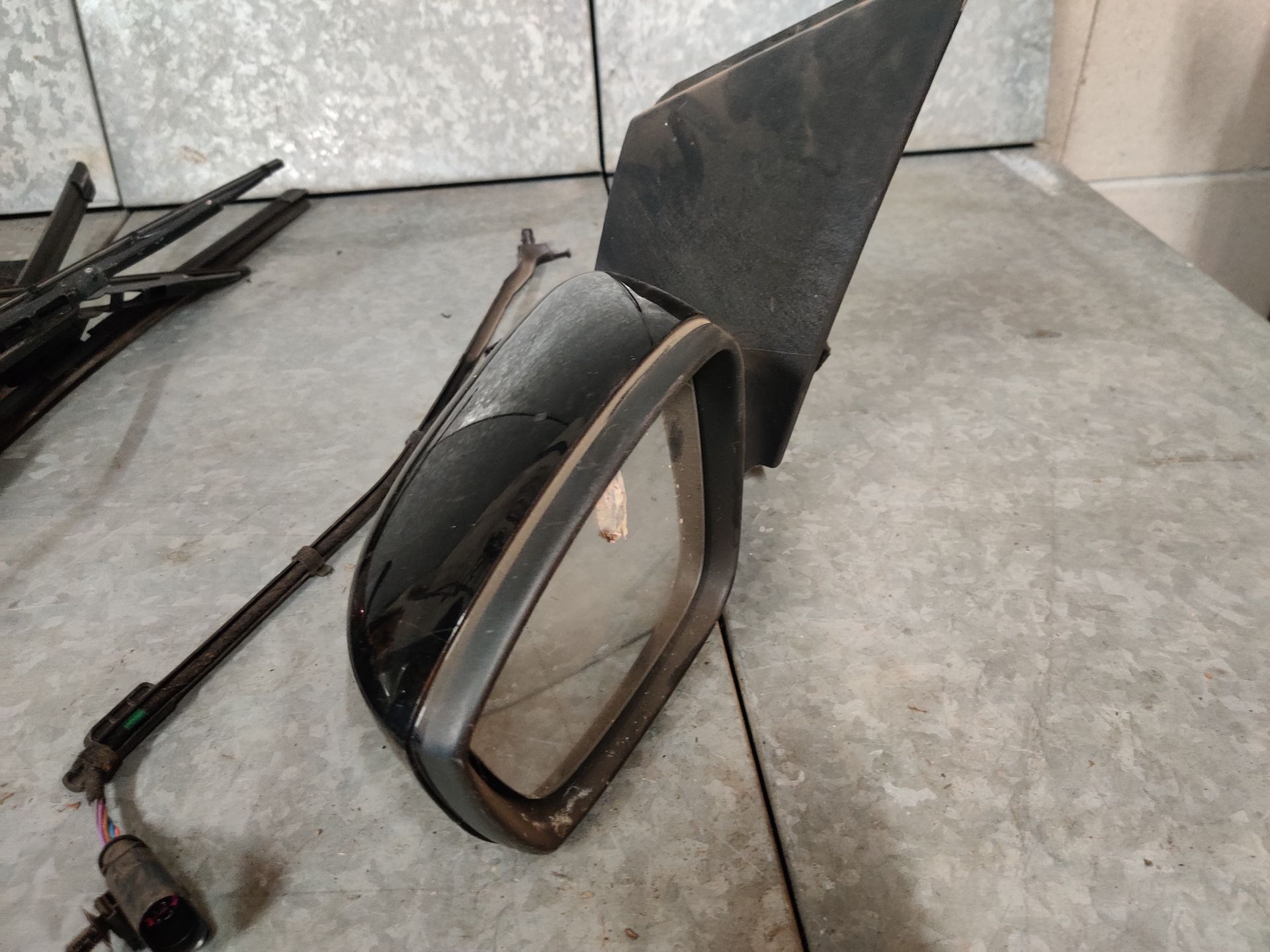 Autospiegels ruime voorraad bij stegemancarparts.nl afhalen ook mogelijk.