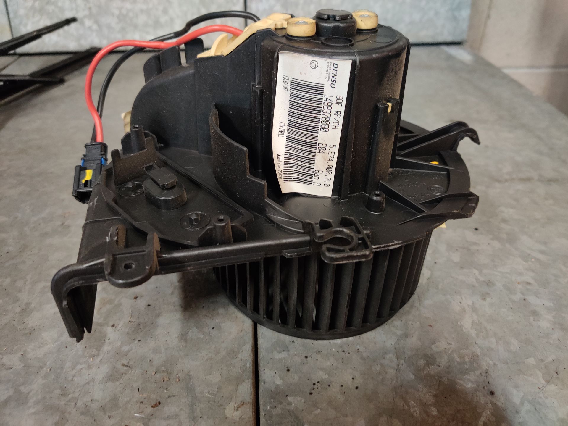Kachelmotoren ruime voorraad bij stegemancarparts.nl afhalen ook mogelijk.