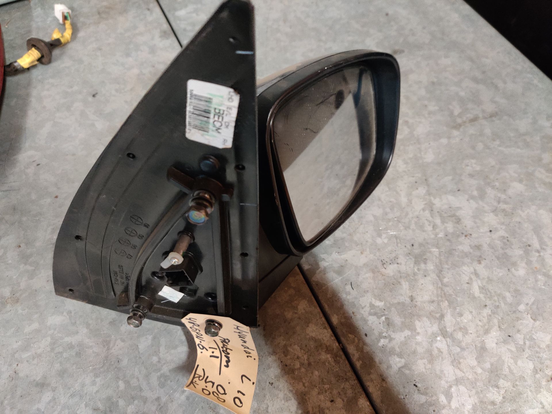 Hyundai i10 autospiegel met zwarte behuizing bij Stegeman Car Parts