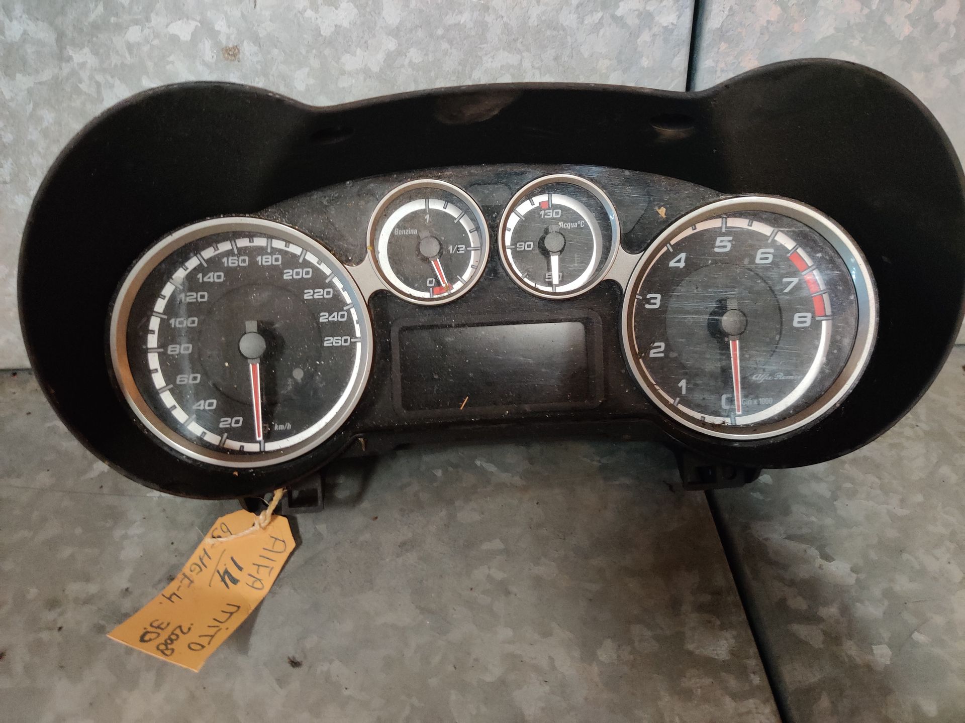 Ford Ka, Mito, Sirion 2, i10, Fabia, Peugeot , Mitsubishi, allemaal bij Stegeman Car Parts in Exel.