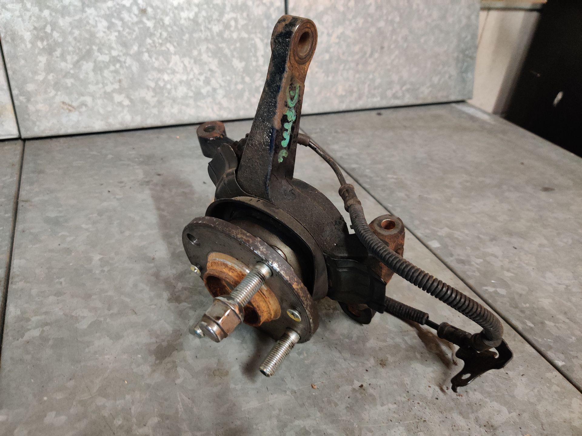 Ford Ka, Mito, Sirion 2, i10, Fabia, Peugeot , Mitsubishi, allemaal bij Stegeman Car Parts in Exel.