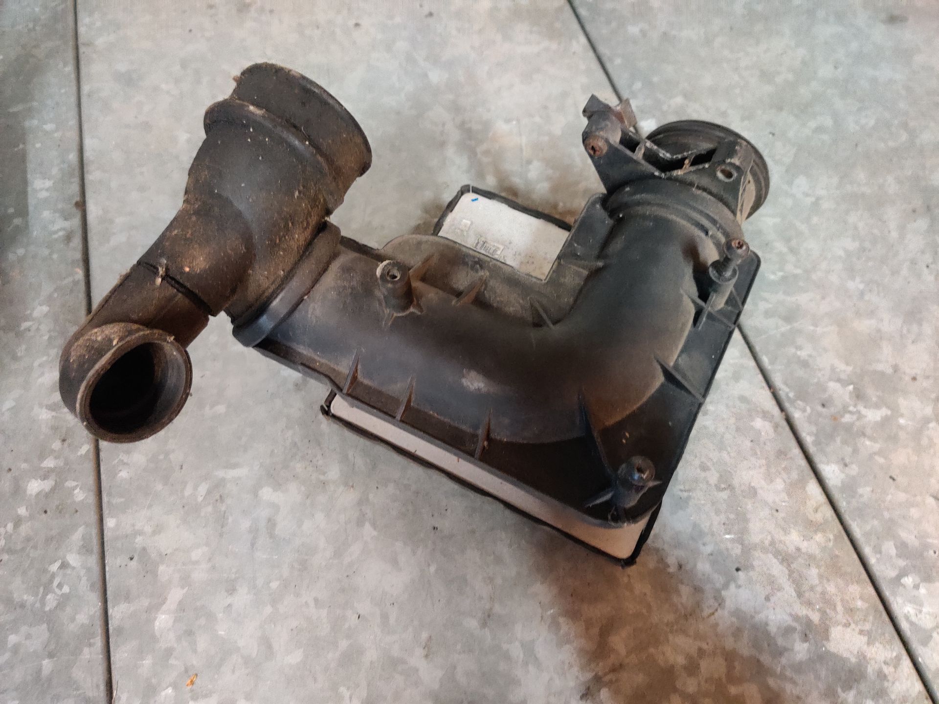 Impreza, Xantia, Mii, Auris, A160, Golf 3, Passat bij Stegeman Autosloperij in Exel.